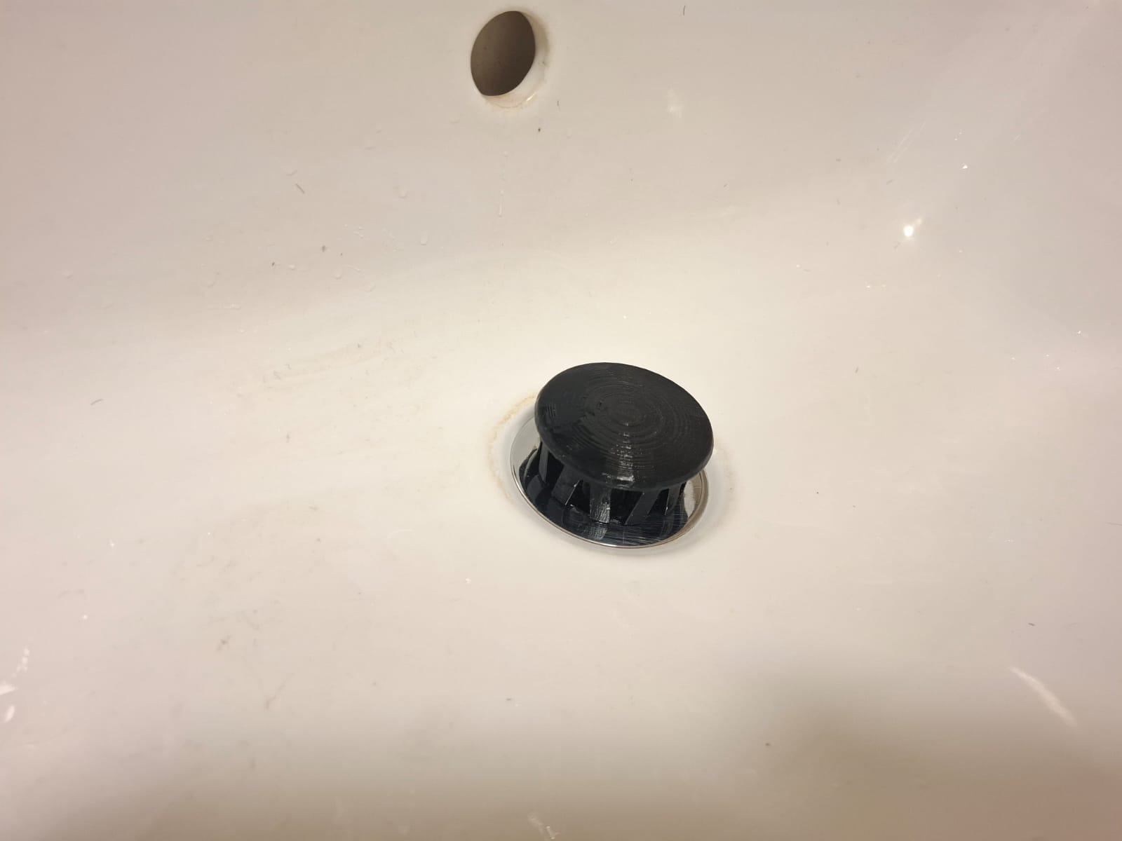 Bathroom Sink - Špunt 38mm (1.49in)