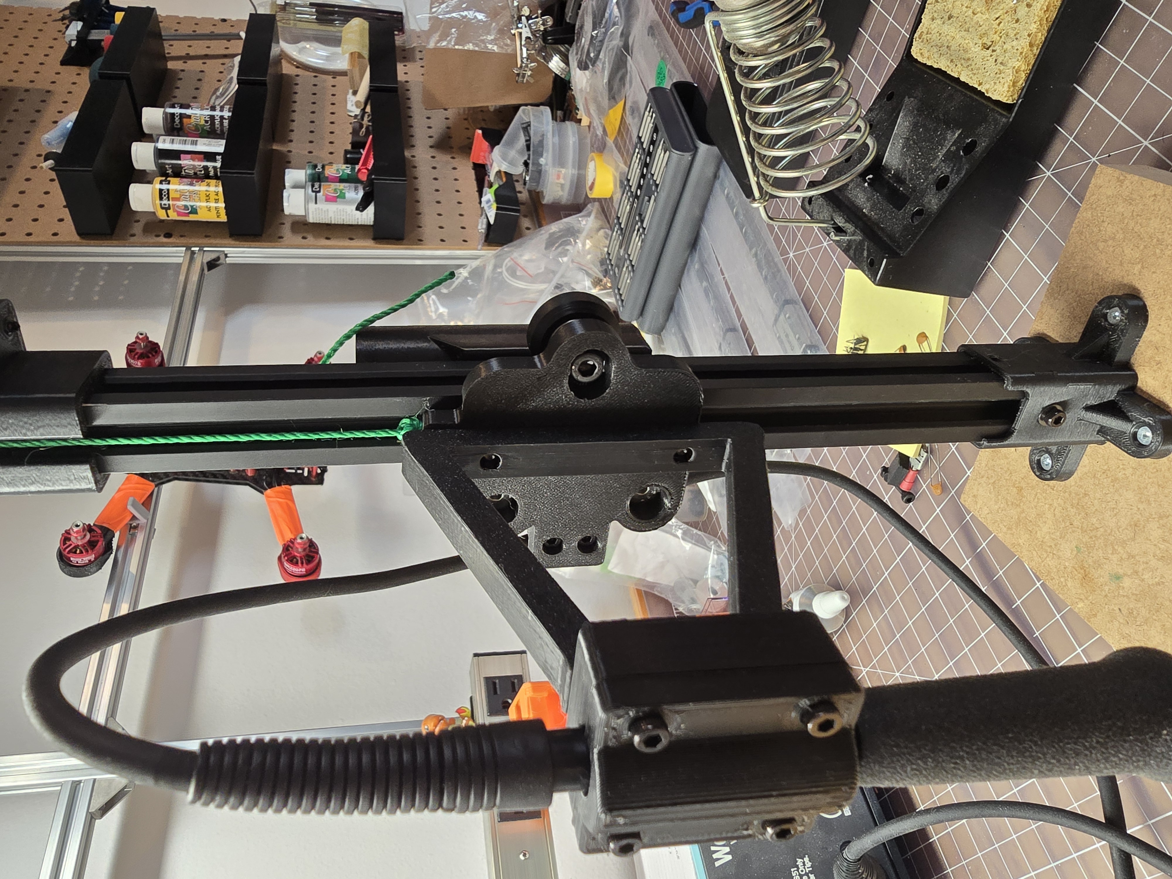 adjustable roller plate for heat set insert tool