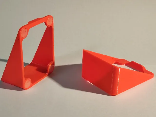 Speaker riser