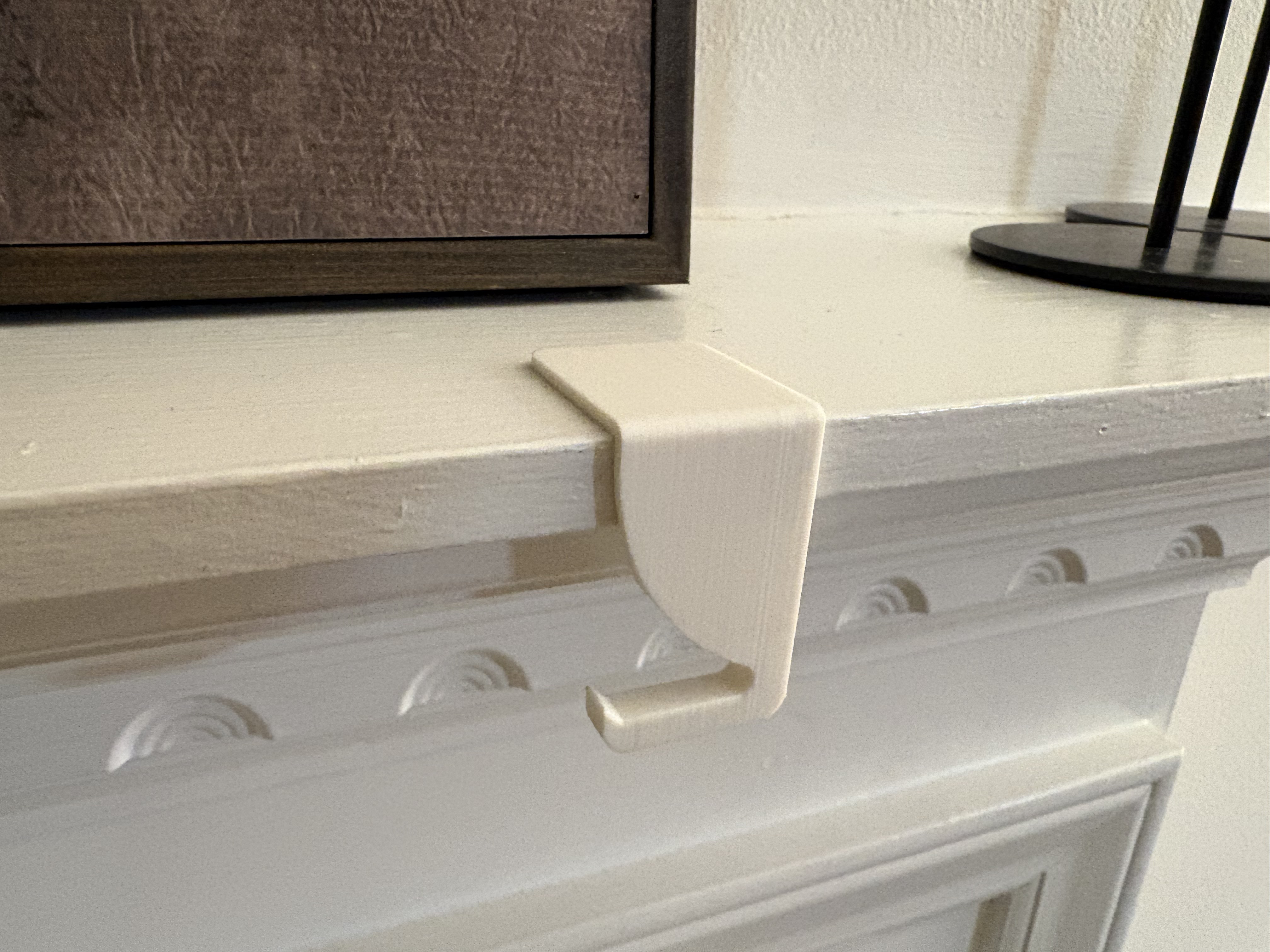 Stocking Hook for Mantle