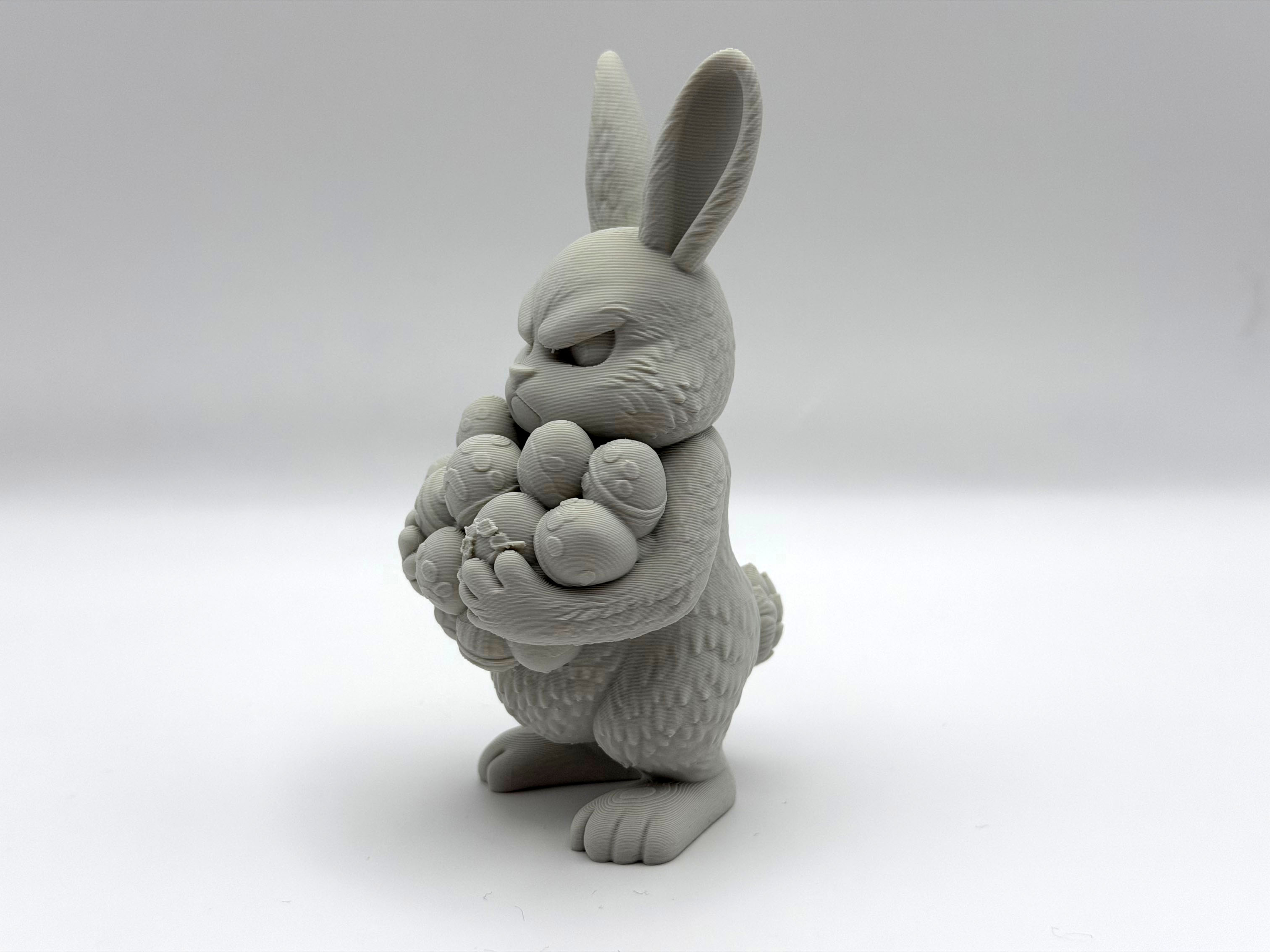 Miniatura 3 do modelo 3D Grumpy Easter Bunny