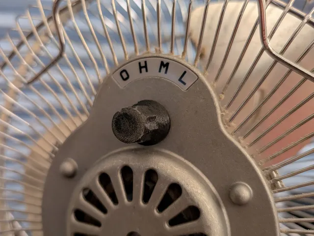 Lakewood Desk Fan Knob
