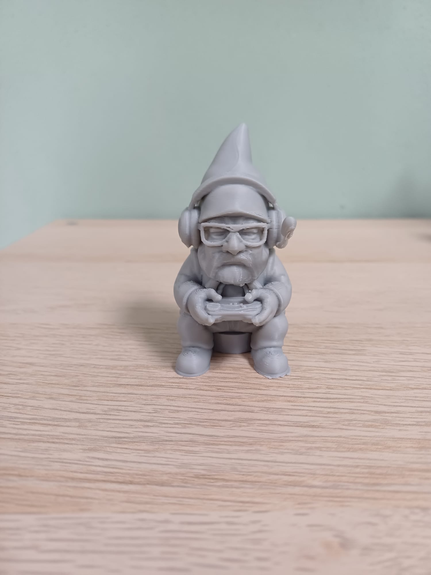 Gaming gnome — thumbnail 2