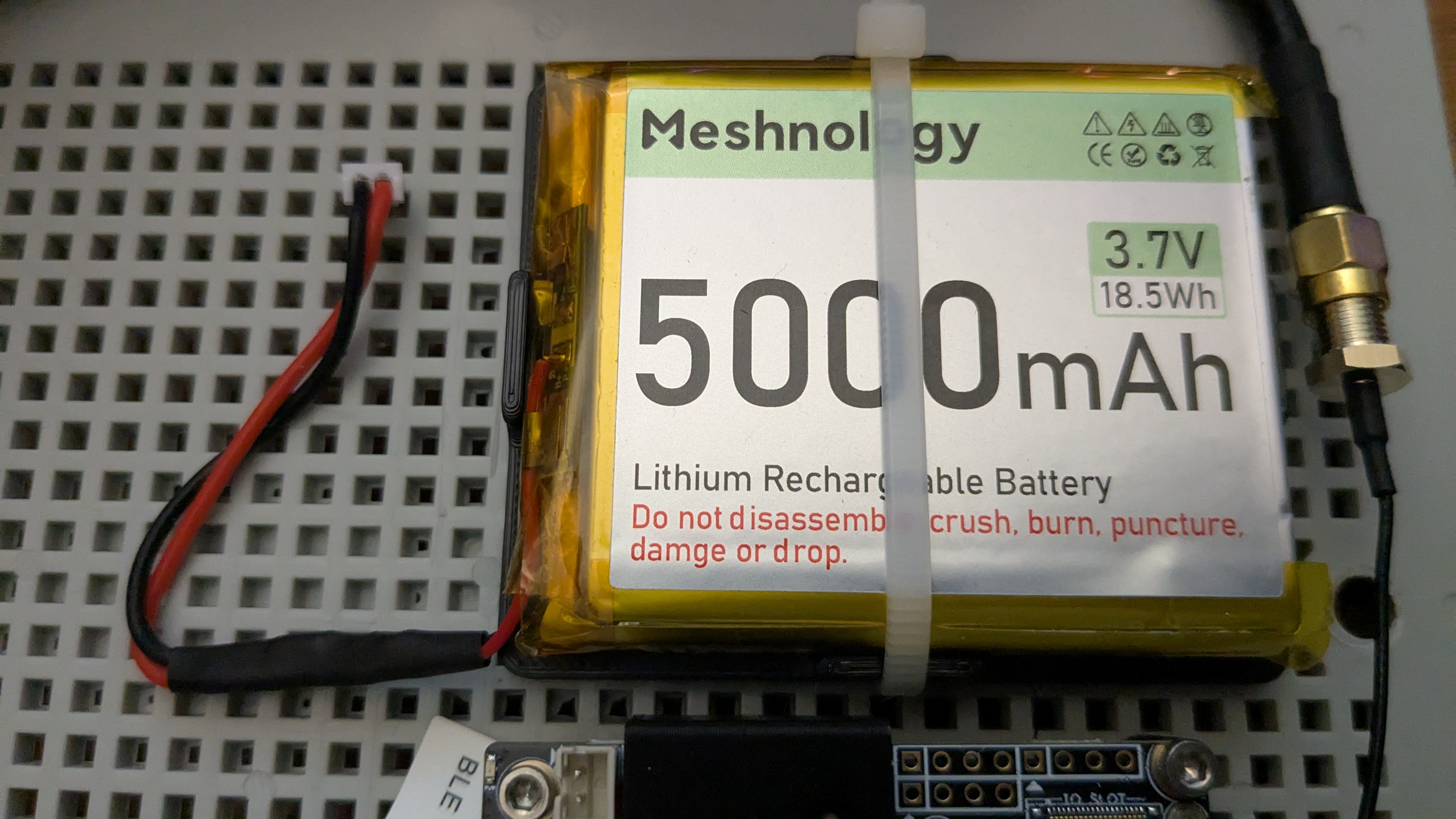 Meshnology 5000mAh Battery Holder for 5mm Grid Mount