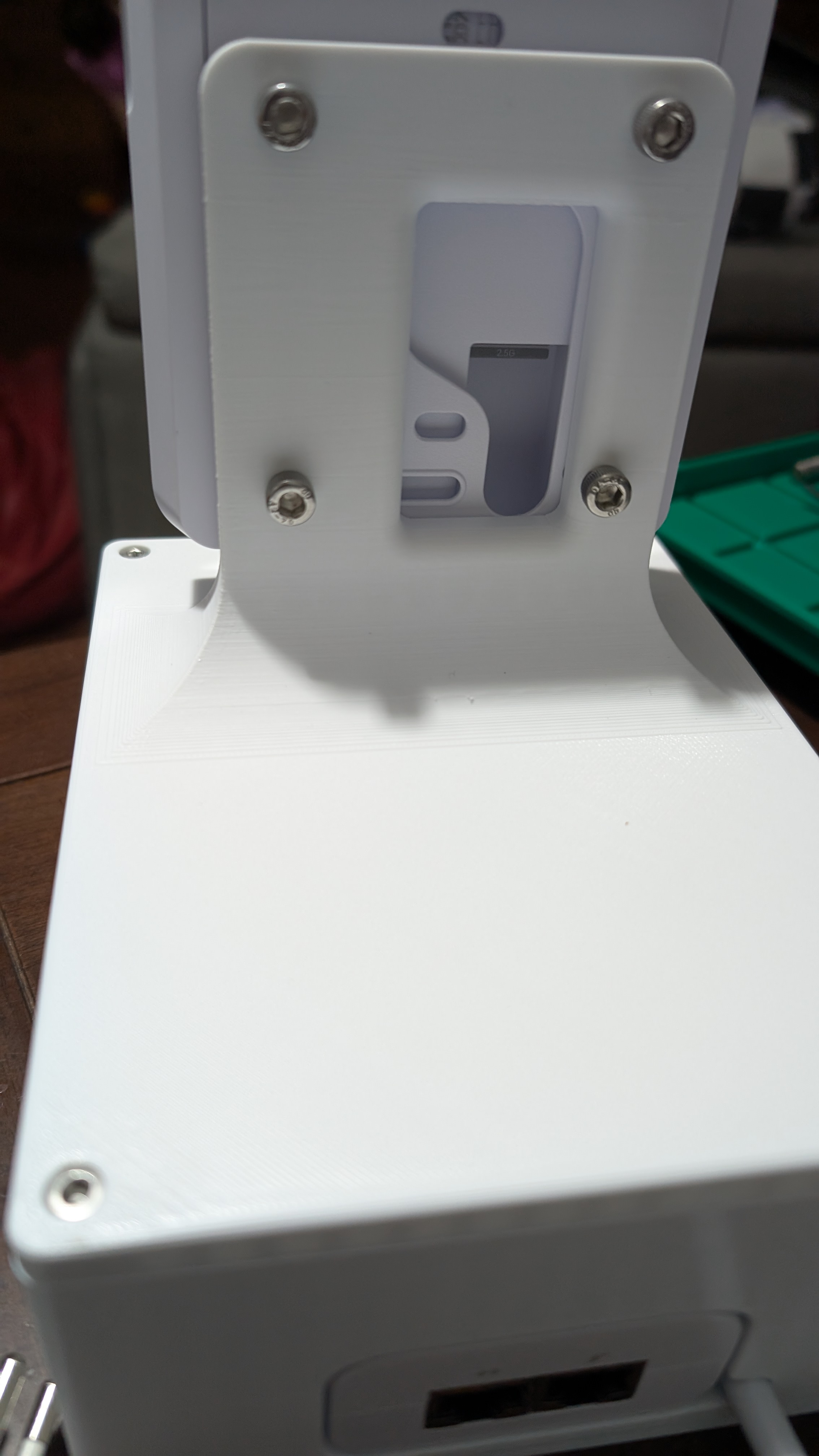 U7 Pro Wall – Desktop Stand + PoE Injector Box — miniatura 4