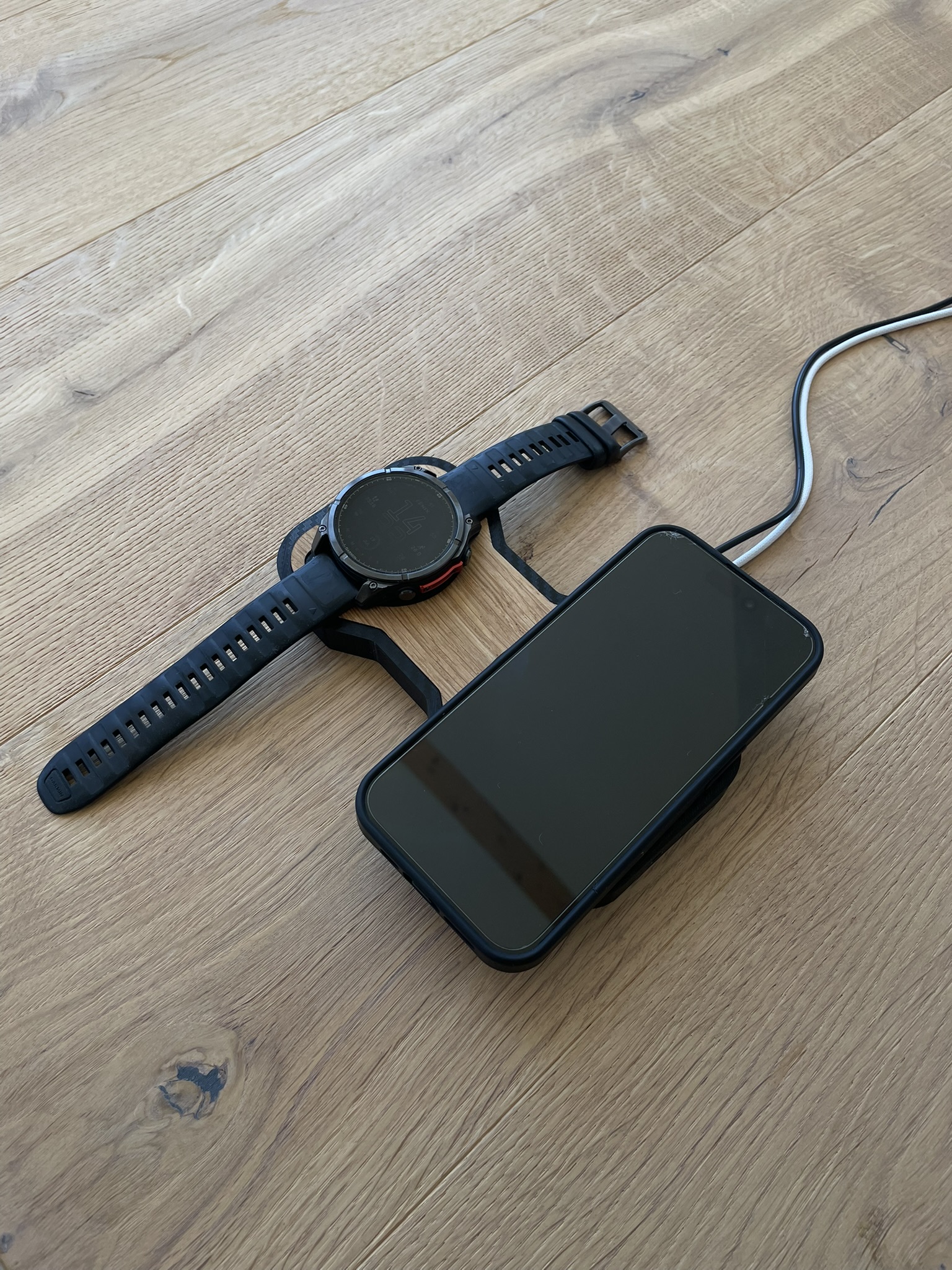Charging Dock for Apple MagSafe and Garmin Fenix 7/8