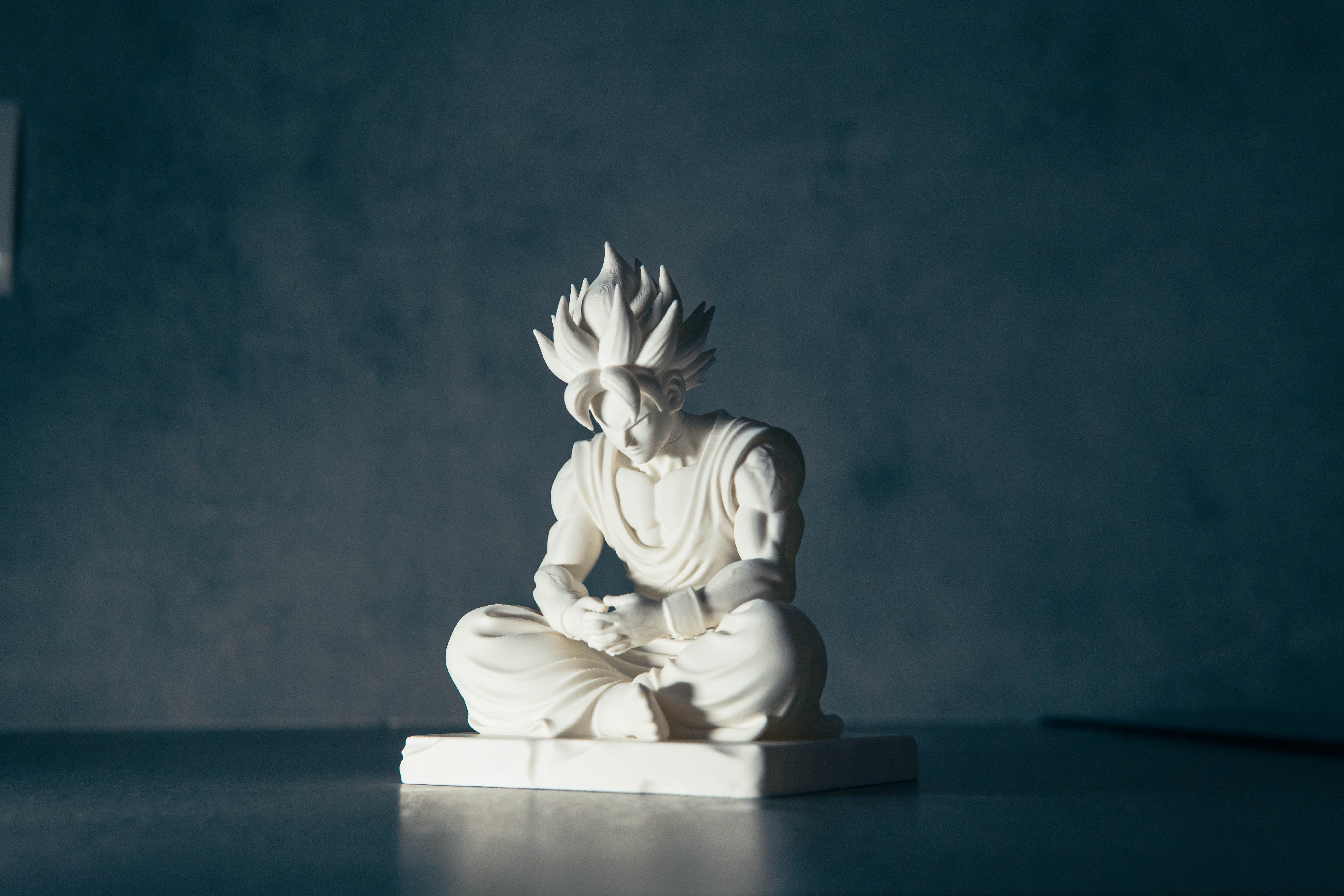 Goku Dragon Ball - Contemplation Statue