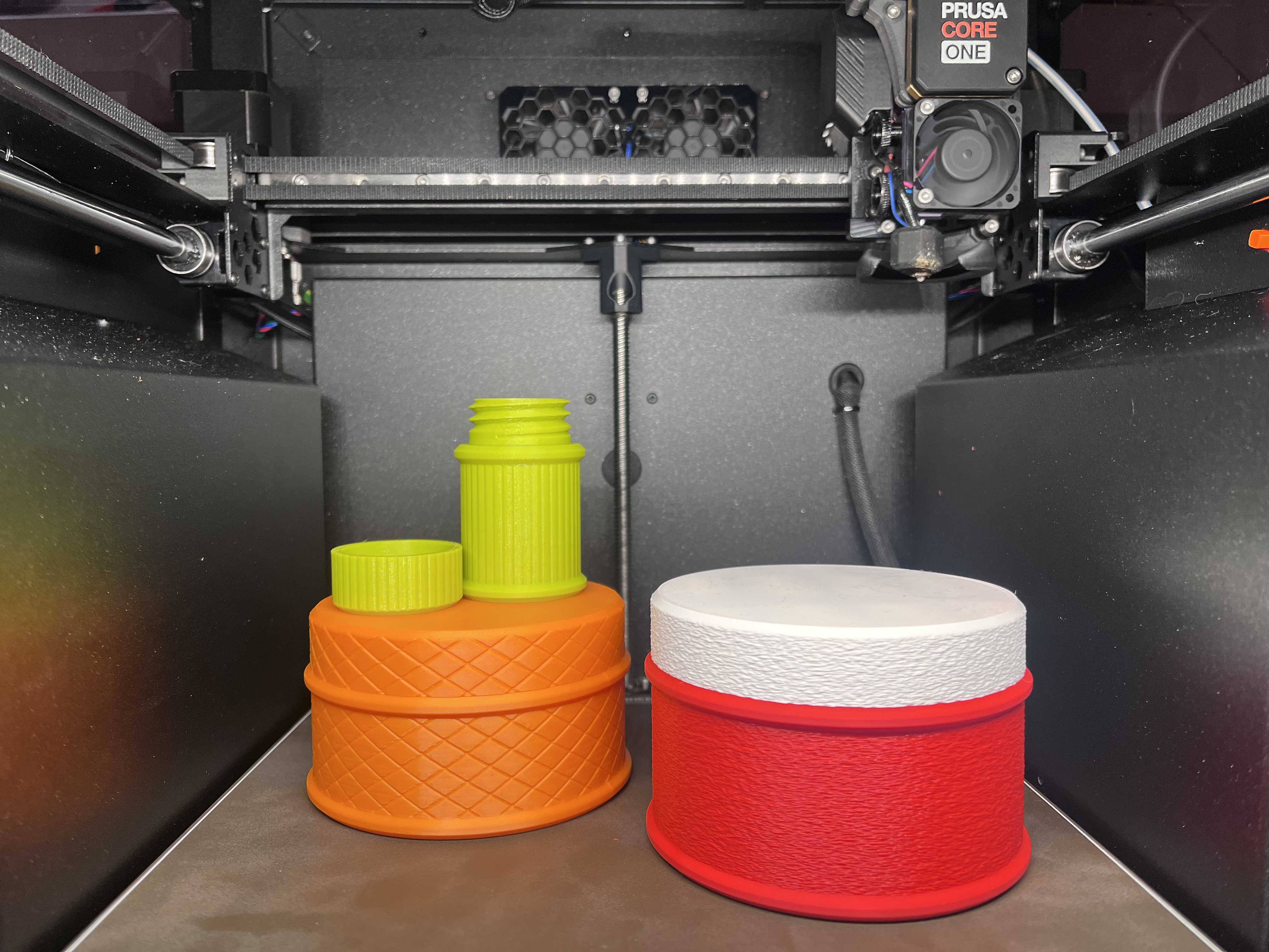 Parametric cylidrical container