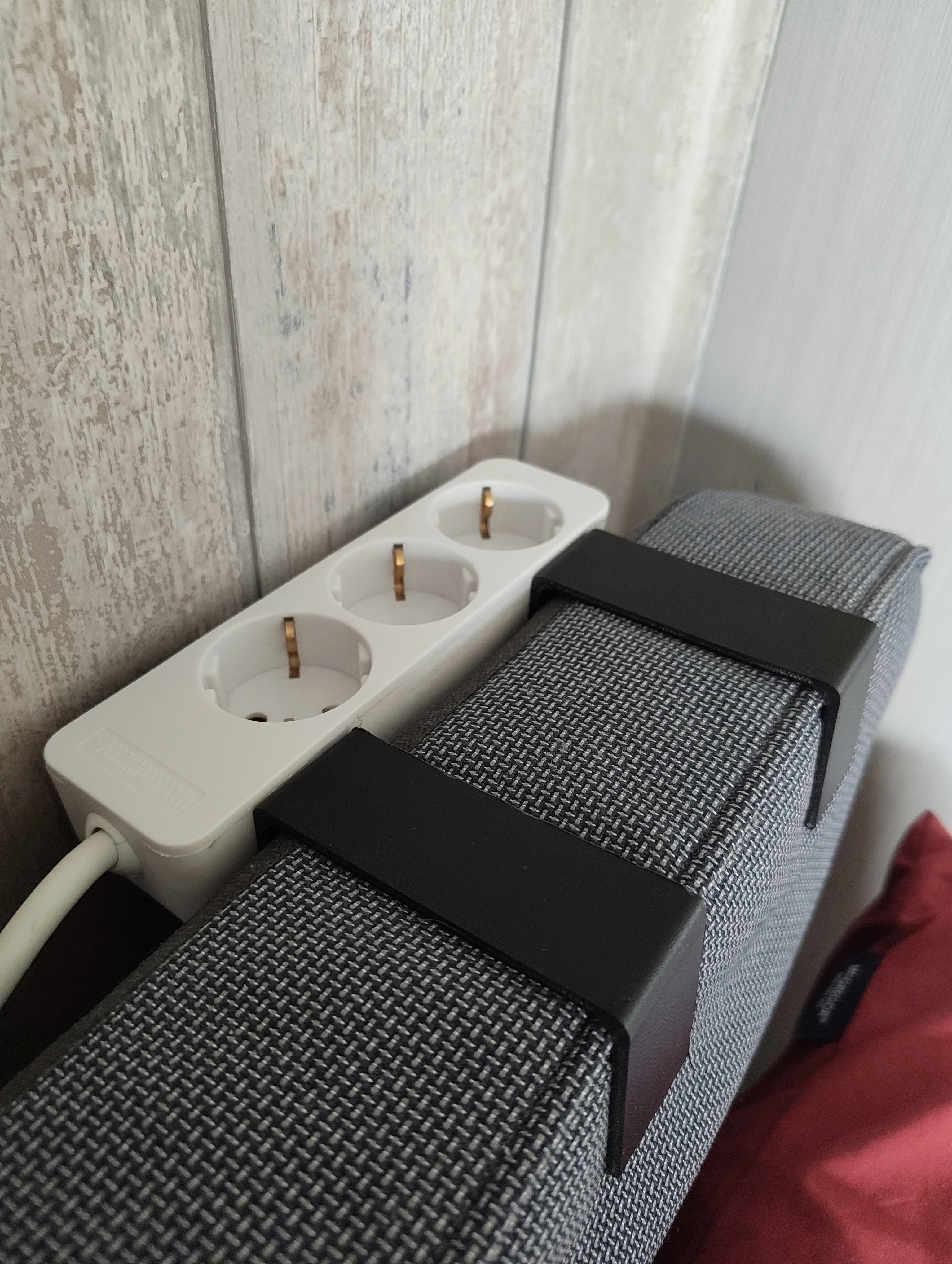 Powerstrip bedholder IKEA