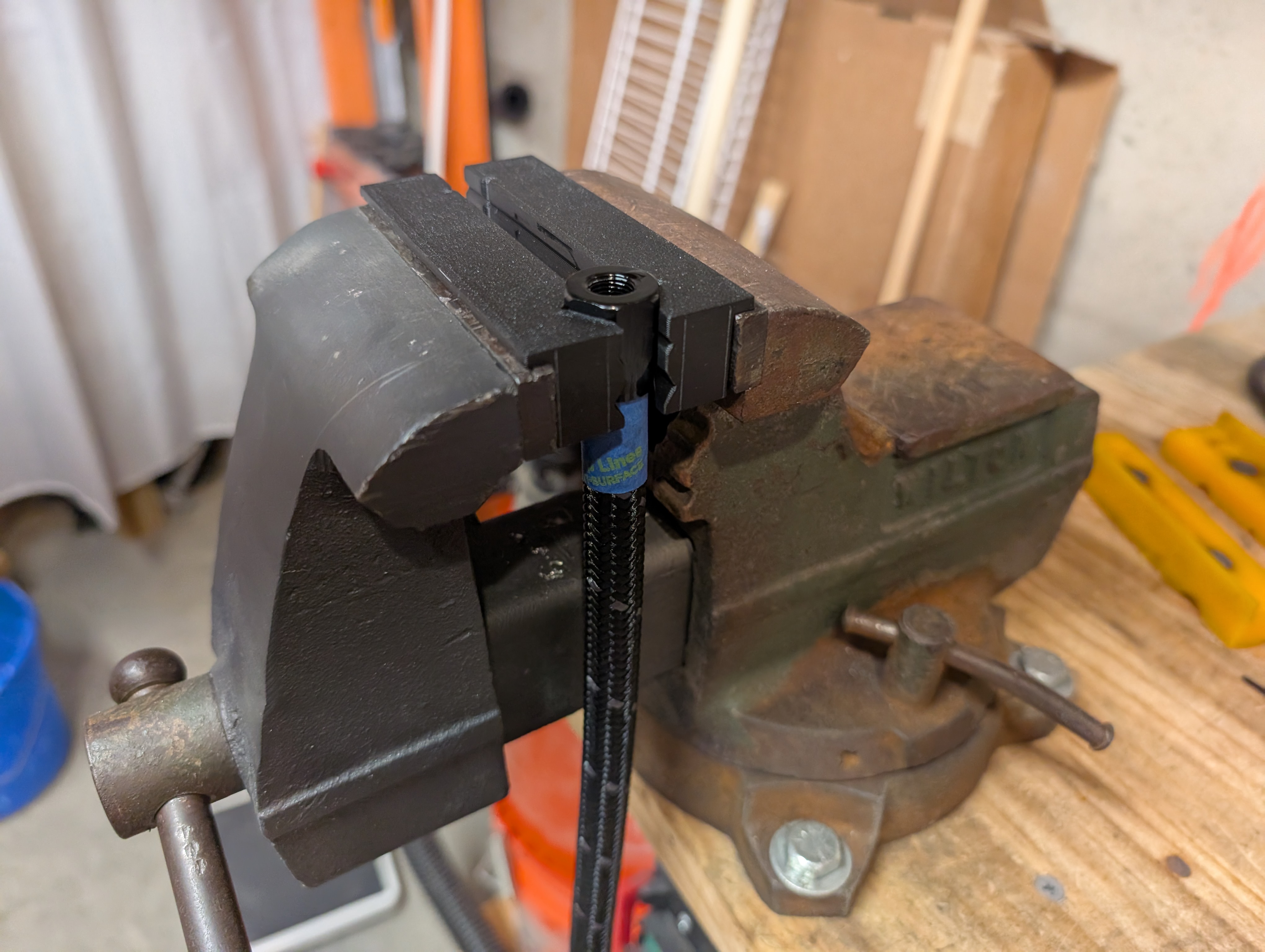 AN Fitting Magnetic Vice Jaws