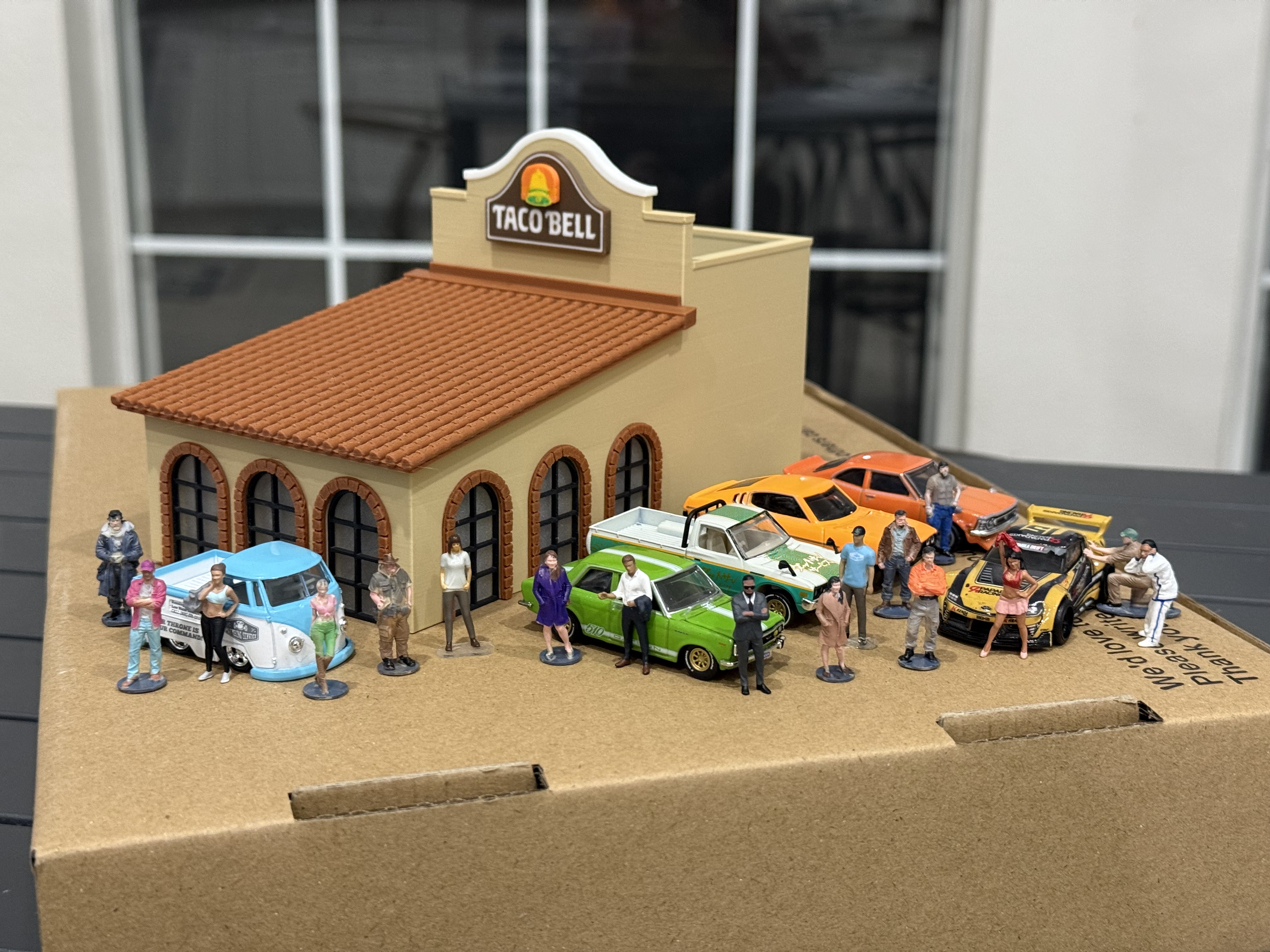 1:64 Classic Taco Bell Diorama — thumbnail 3
