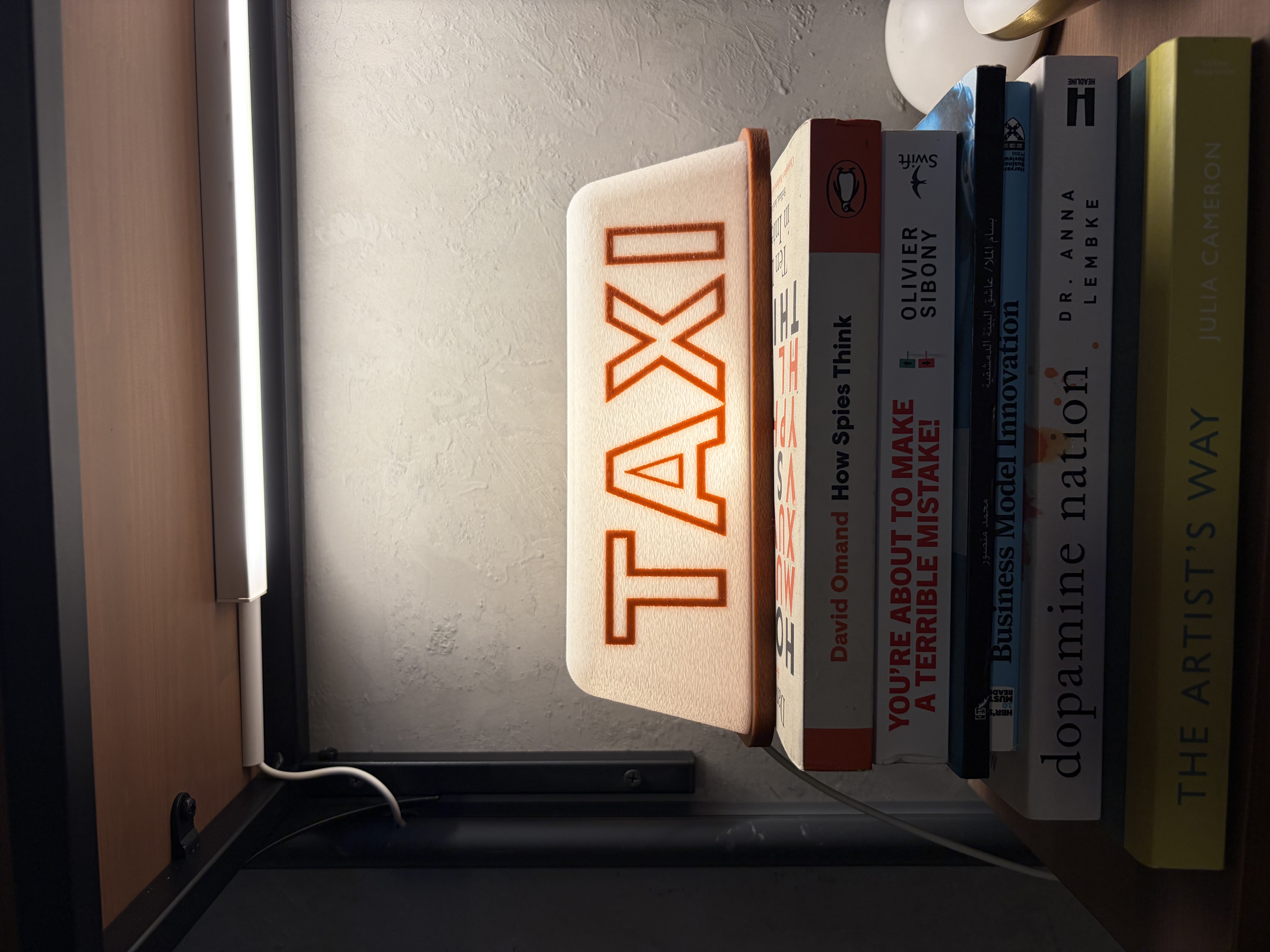 light base for taxi sign