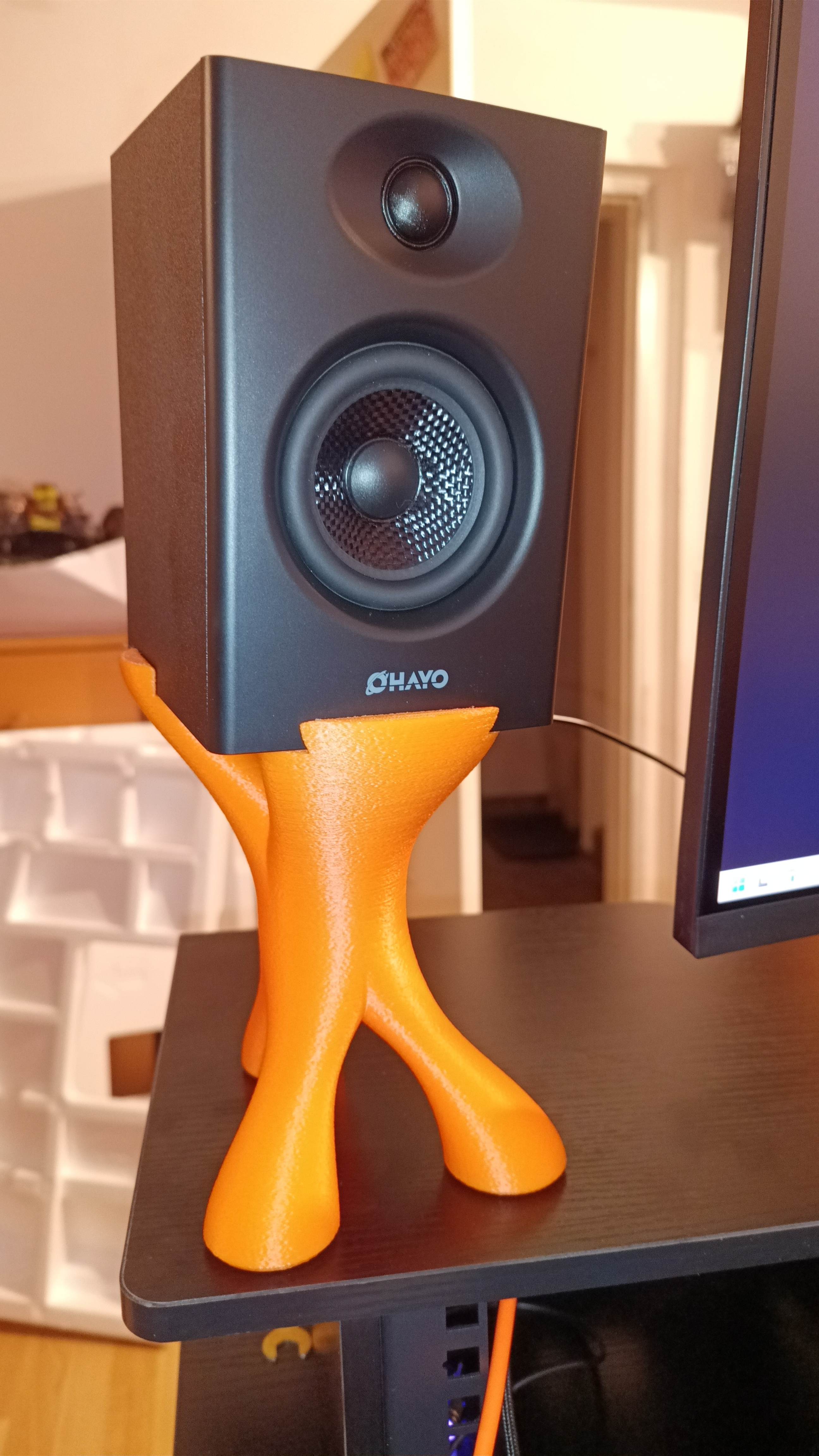 Speaker stand 120 x 110mm
