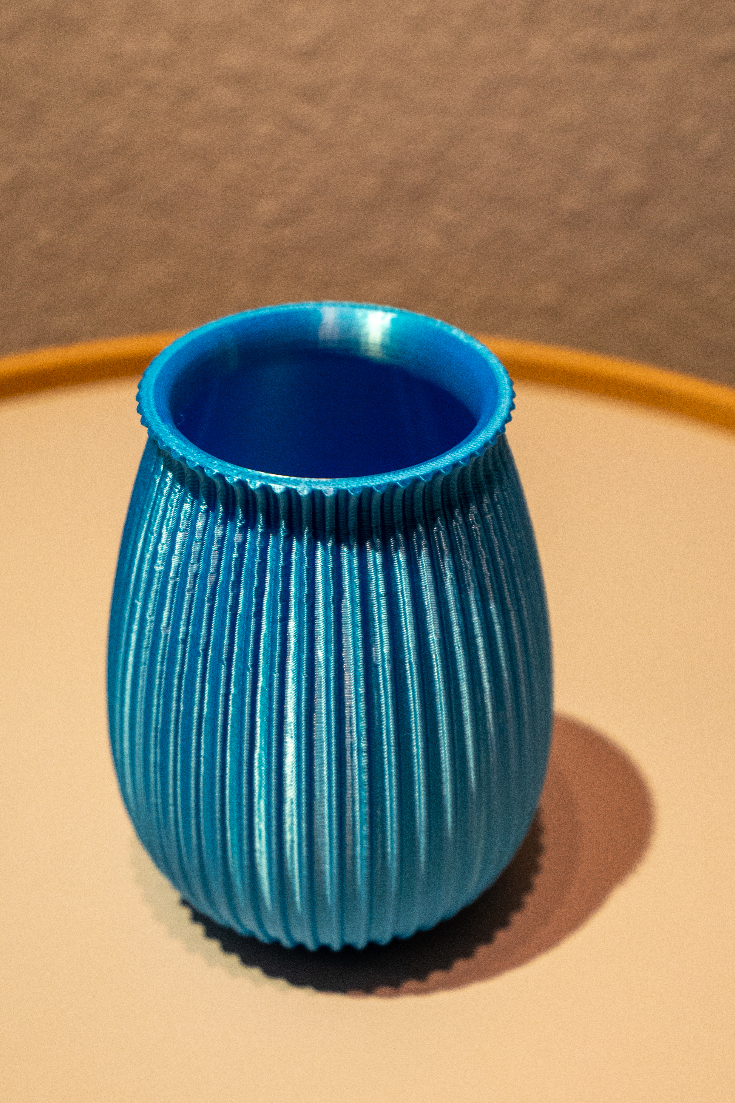 Miniatura 2 do modelo 3D Ribbed Modern Vase