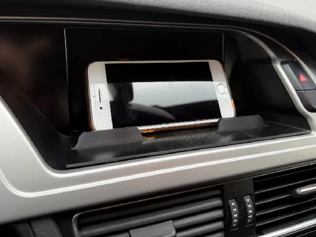 Phone holder for Audi A4/S4 B8