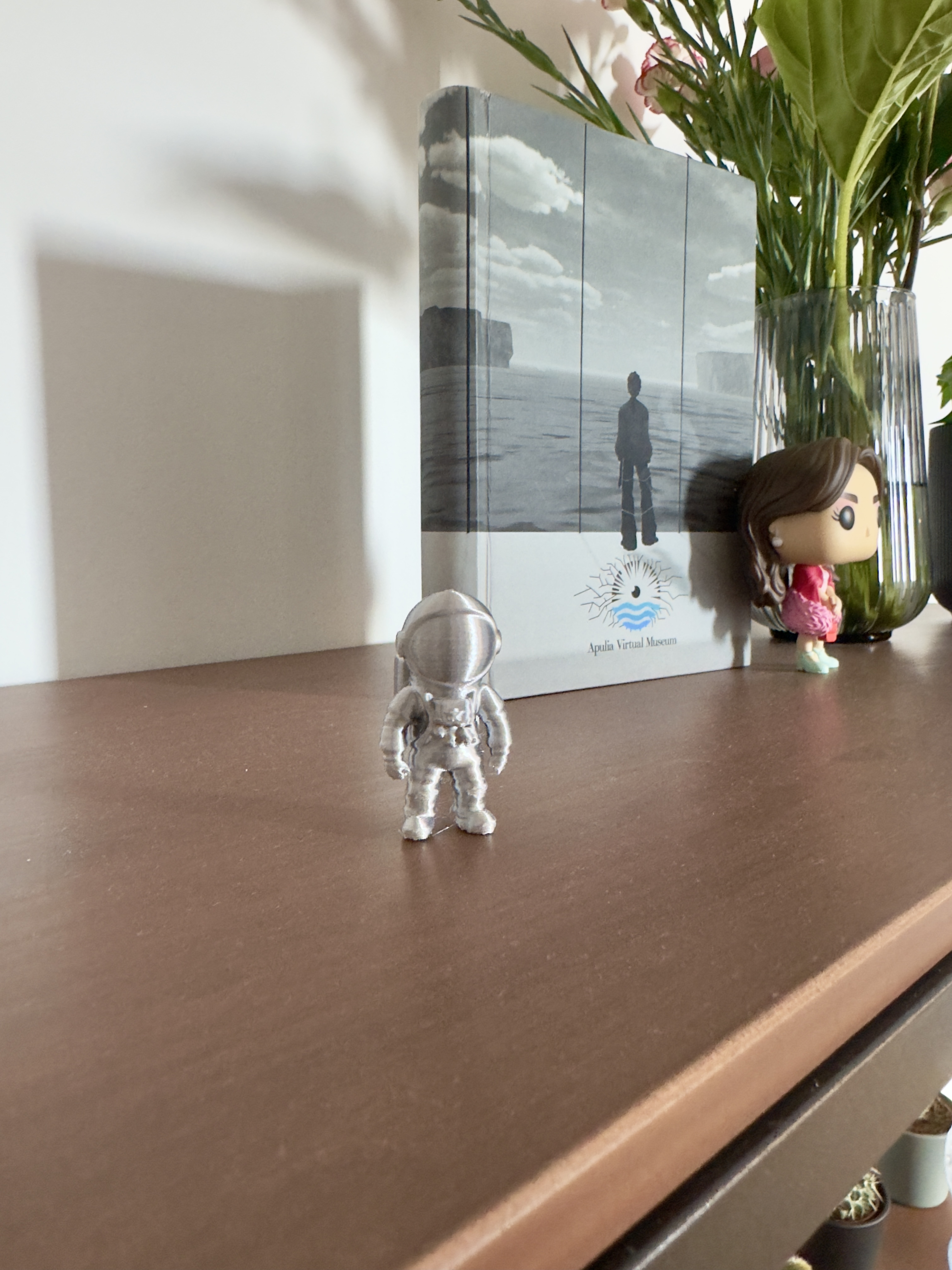 BuzzLunar 2.0 Astronaut Figurine – 17 cm (Scalable)