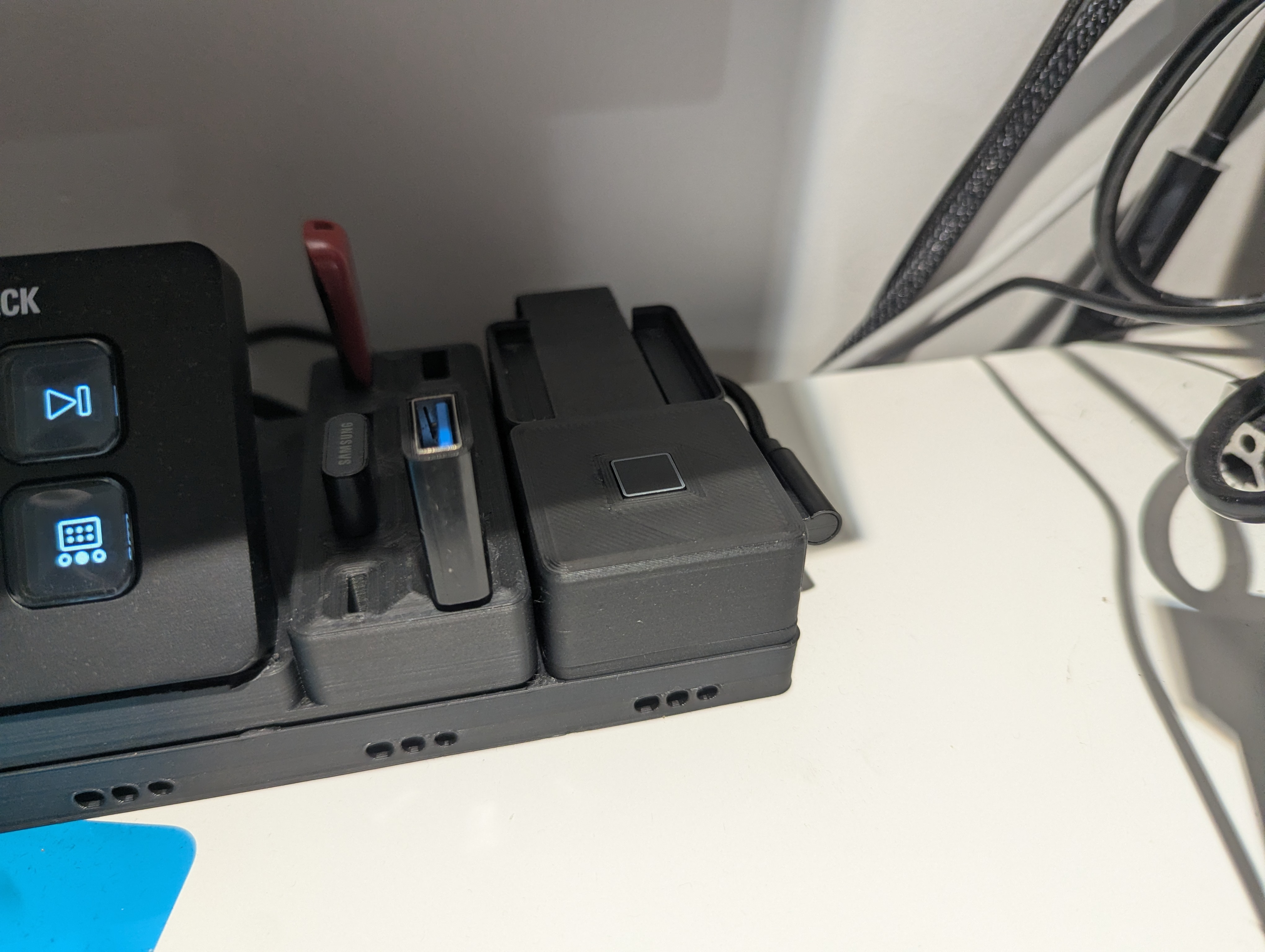 Framework 16 Fingerprint Reader Gridfinity bin