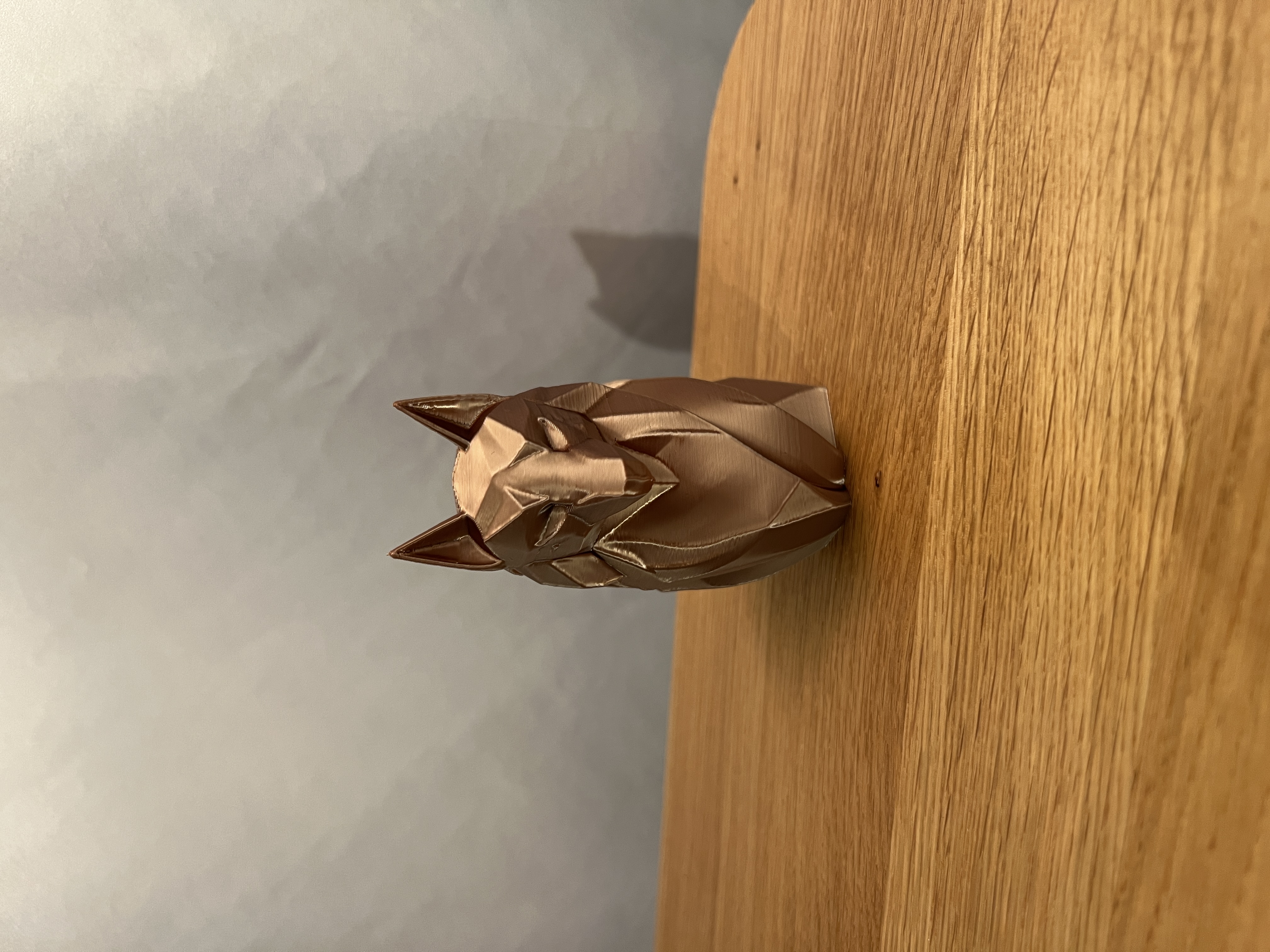 Miniatura 6 do modelo 3D Modern Wolf Statue