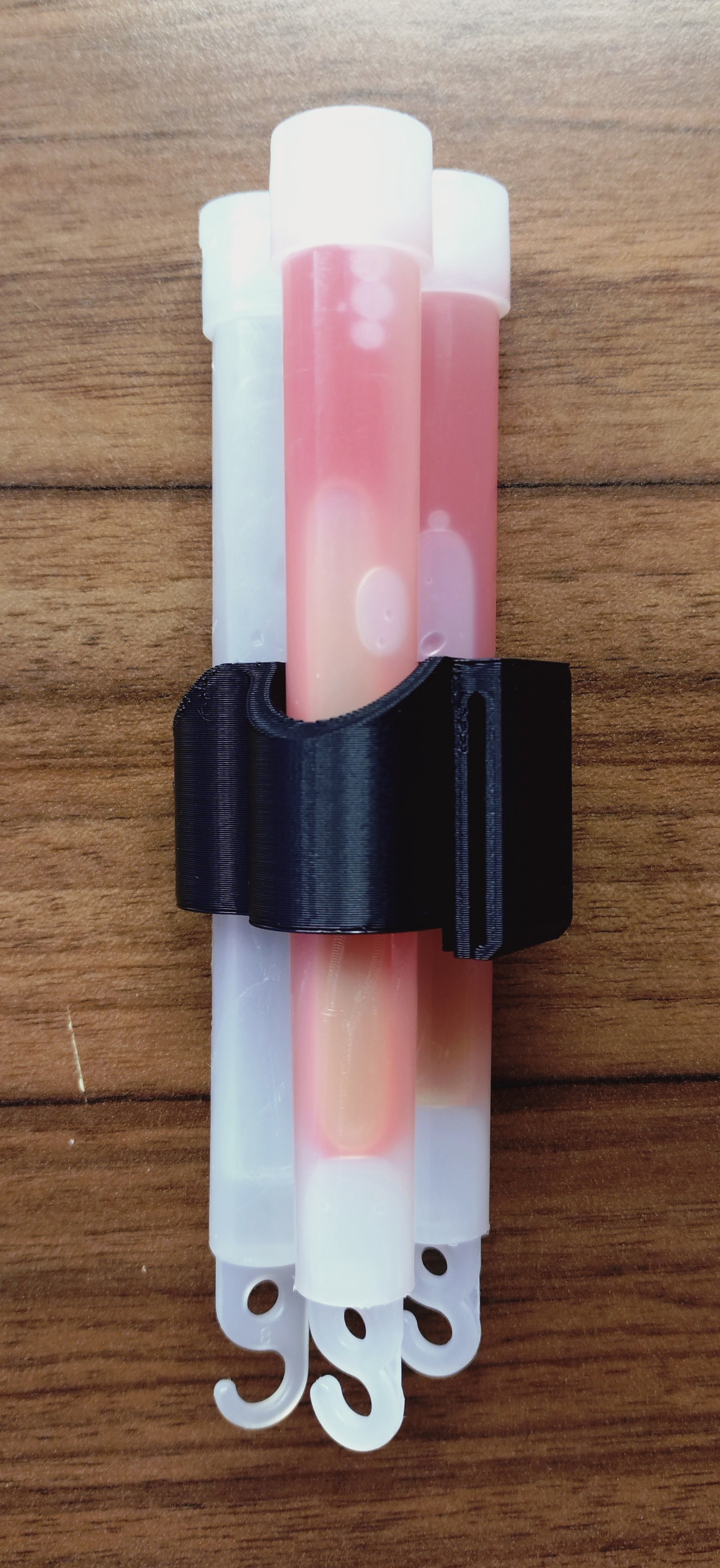 LIGHTSTICK HOLDER