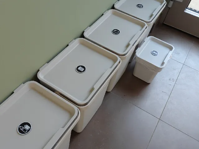 Sorting trash icons for IKEA HÅLLBAR