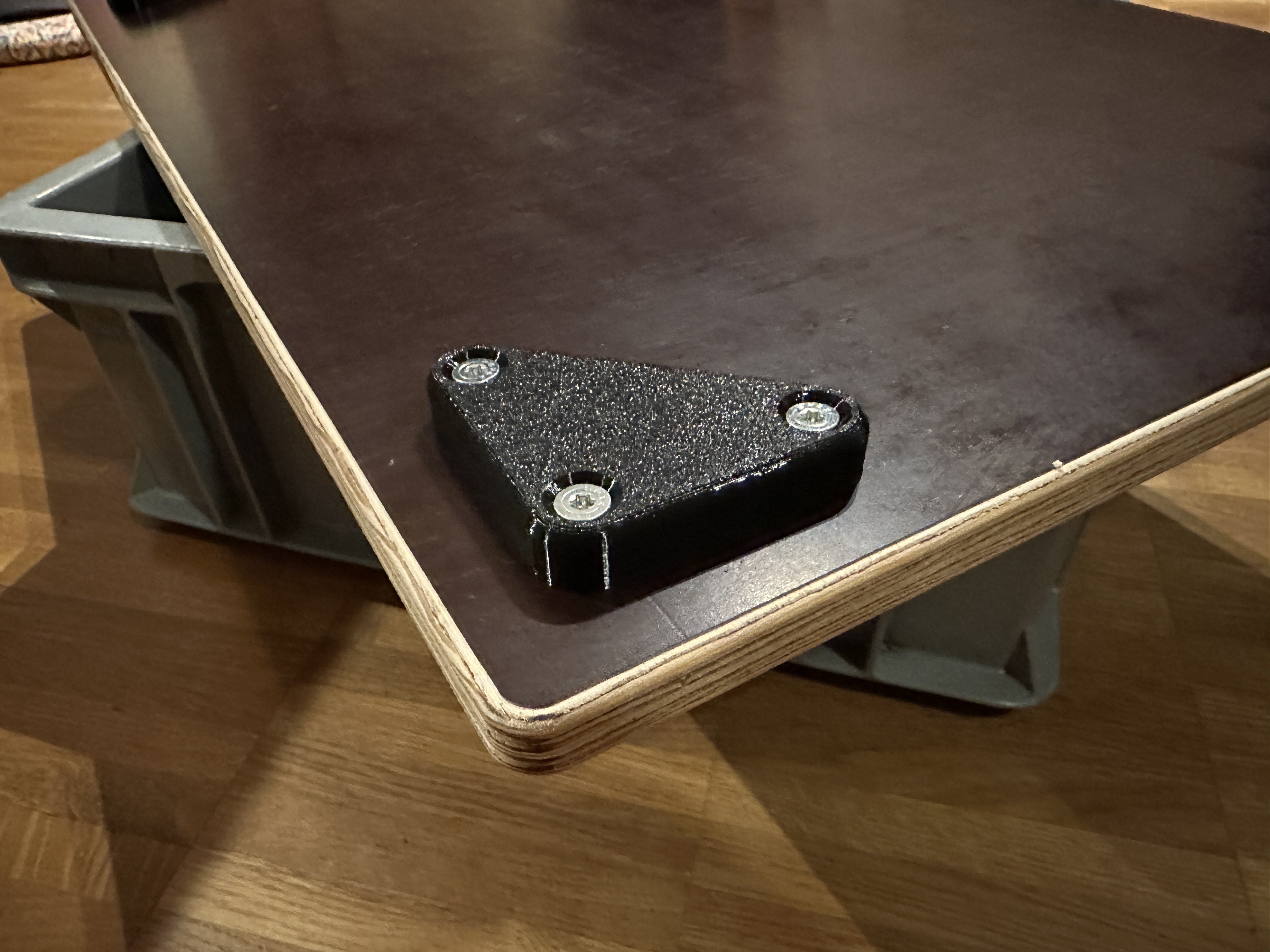 Eurobox Lid Corner Blocks – Secure Your Box Lid or Tabletop + Mounting Jig for Precise Assembly