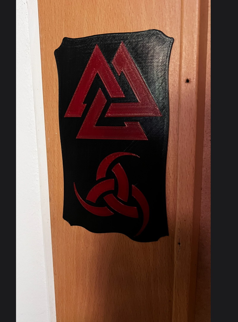 Valkunt, Horn of Odin decoration