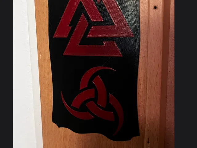 Valkunt, Horn of Odin decoration