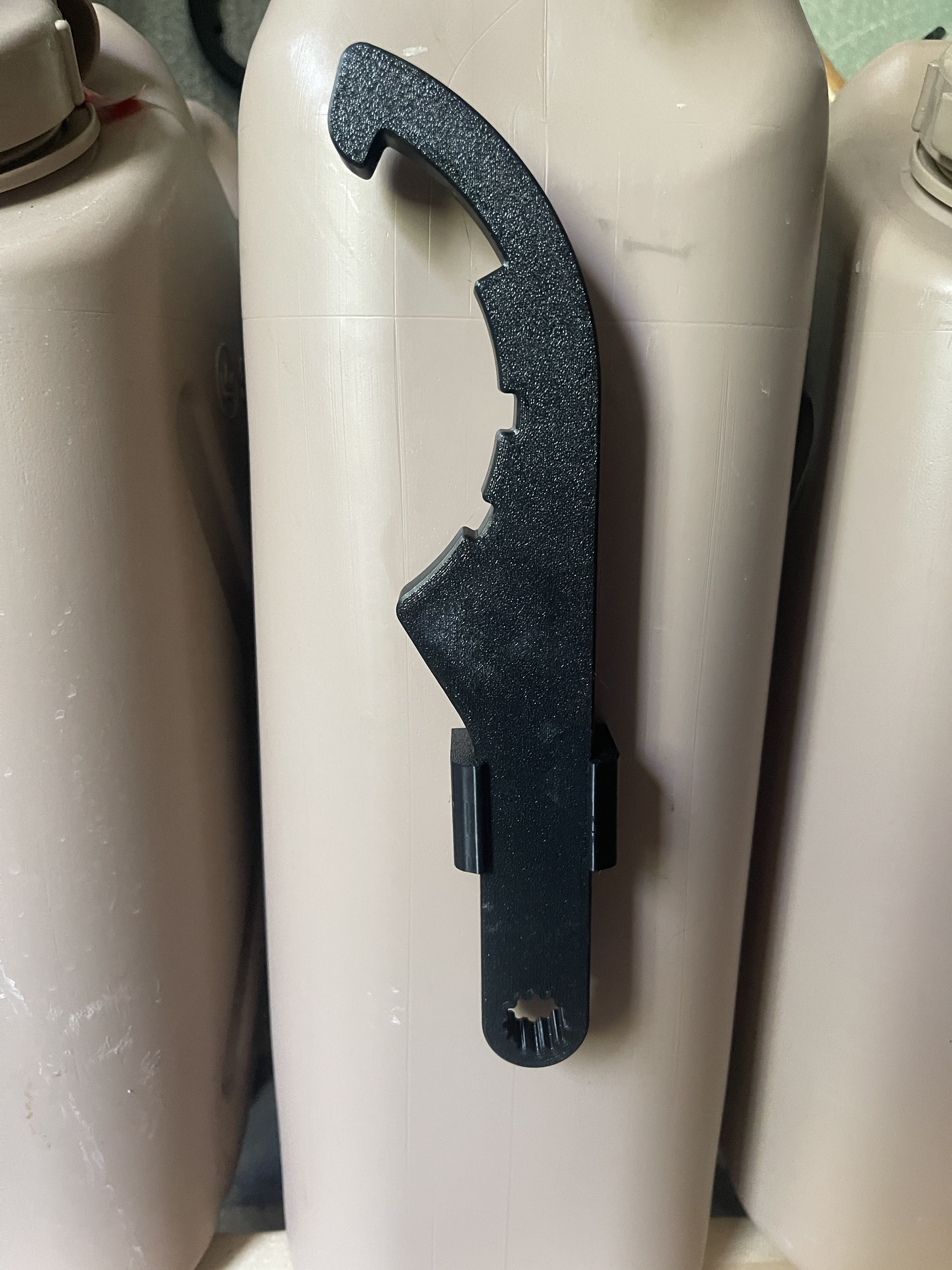 Scepter water can accessories