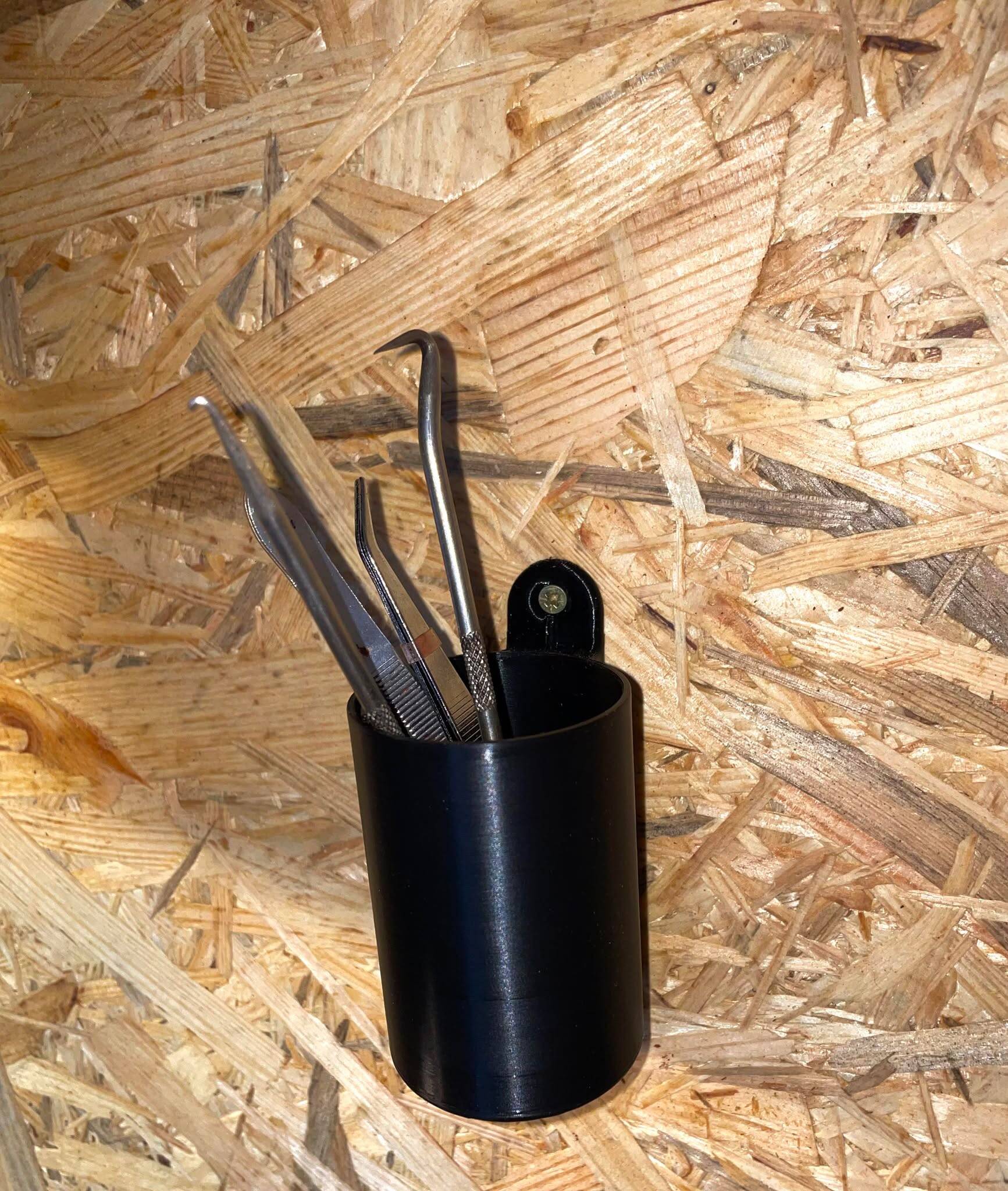 Toolholder cup