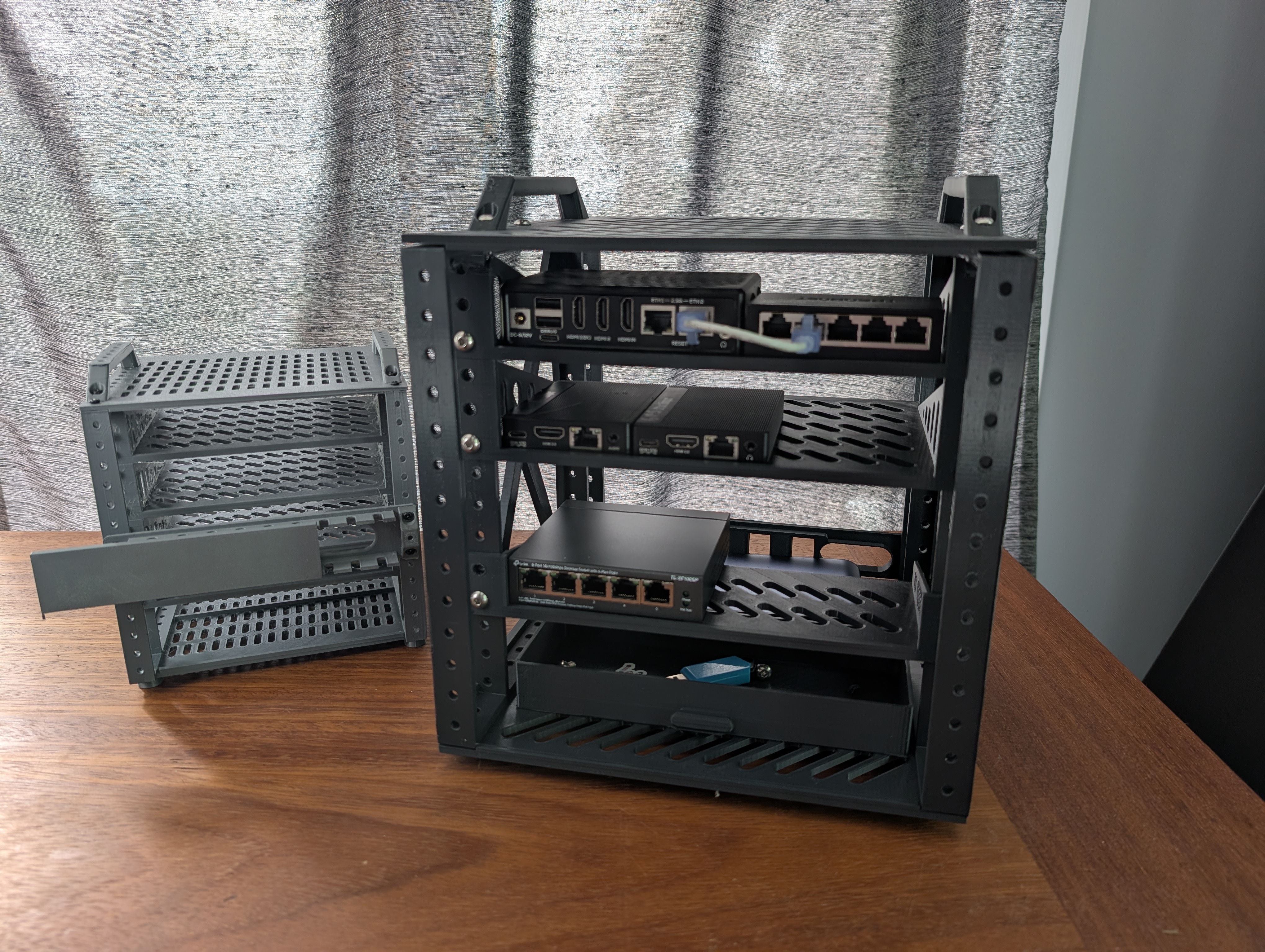 Miniatura 2 do modelo 3D Mini Rack 248 Set
