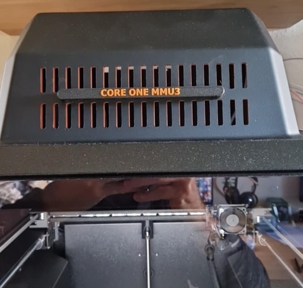 Handle and air vent. for the prusa core one top cover