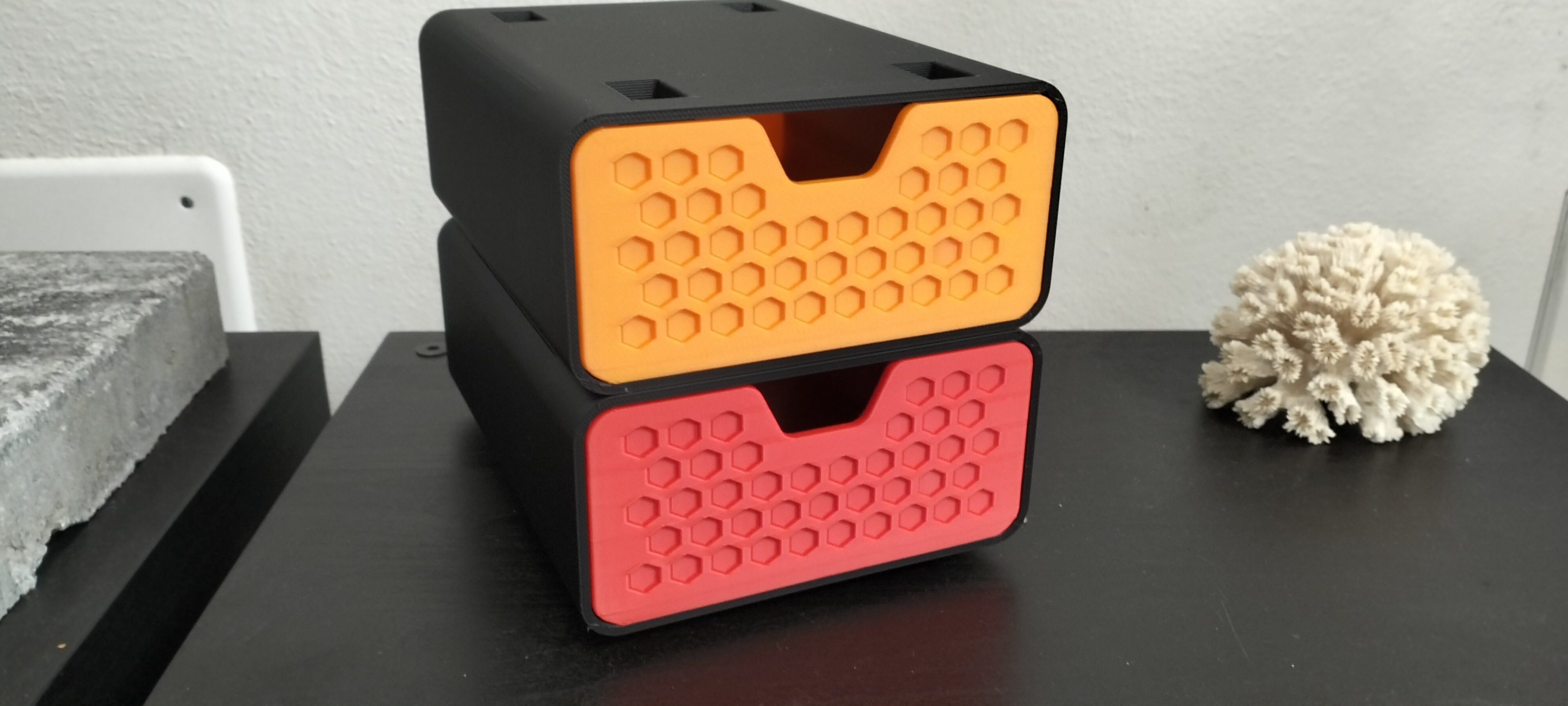 Miniatura 2 do modelo 3D Stackable drawers