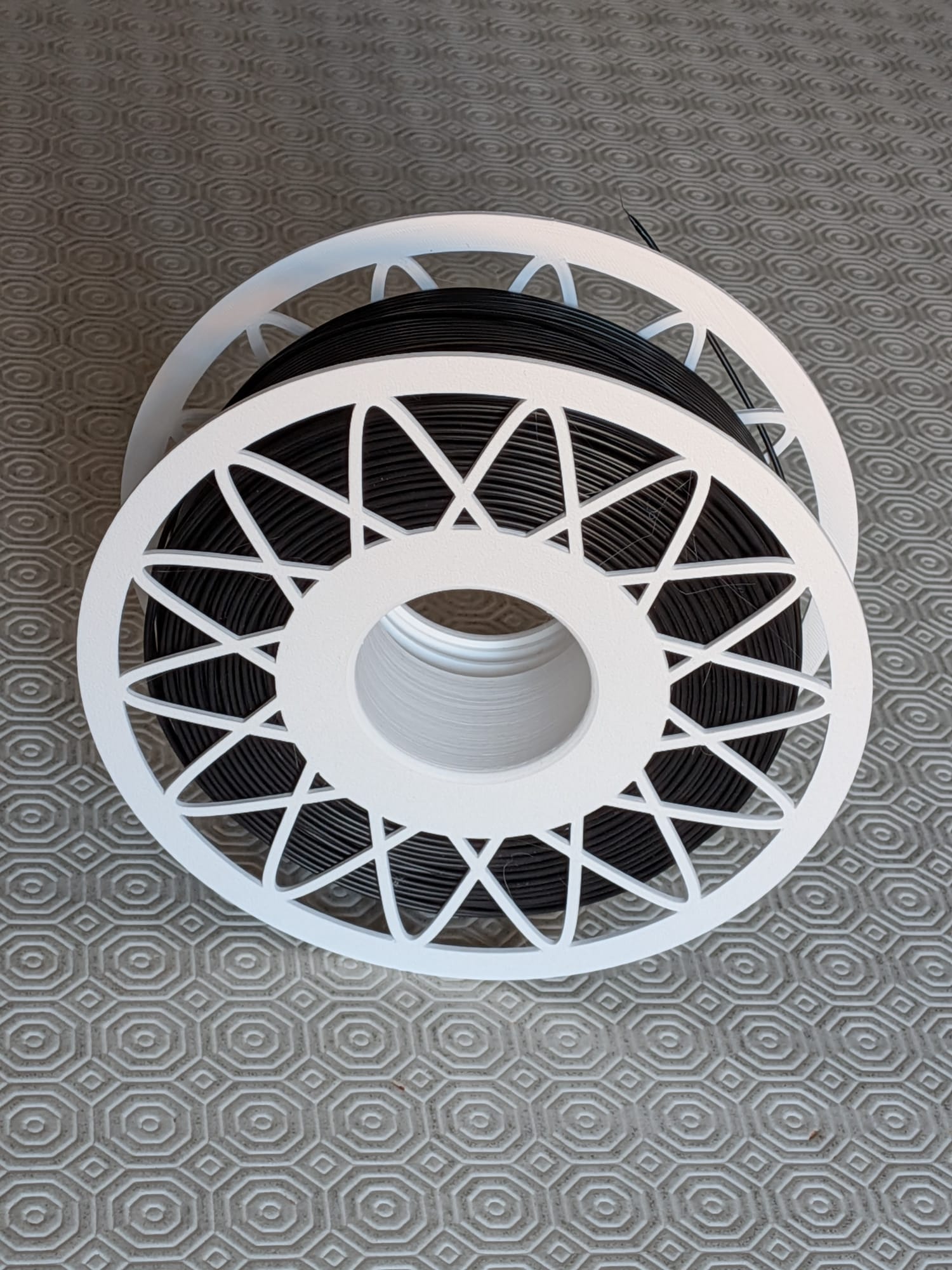 Reusable Filament Spool for Refill Filament