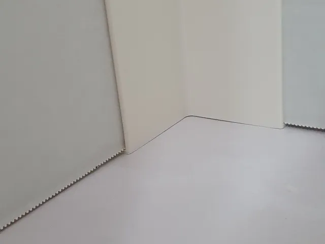 Trifold and Cardboard holders for Photos