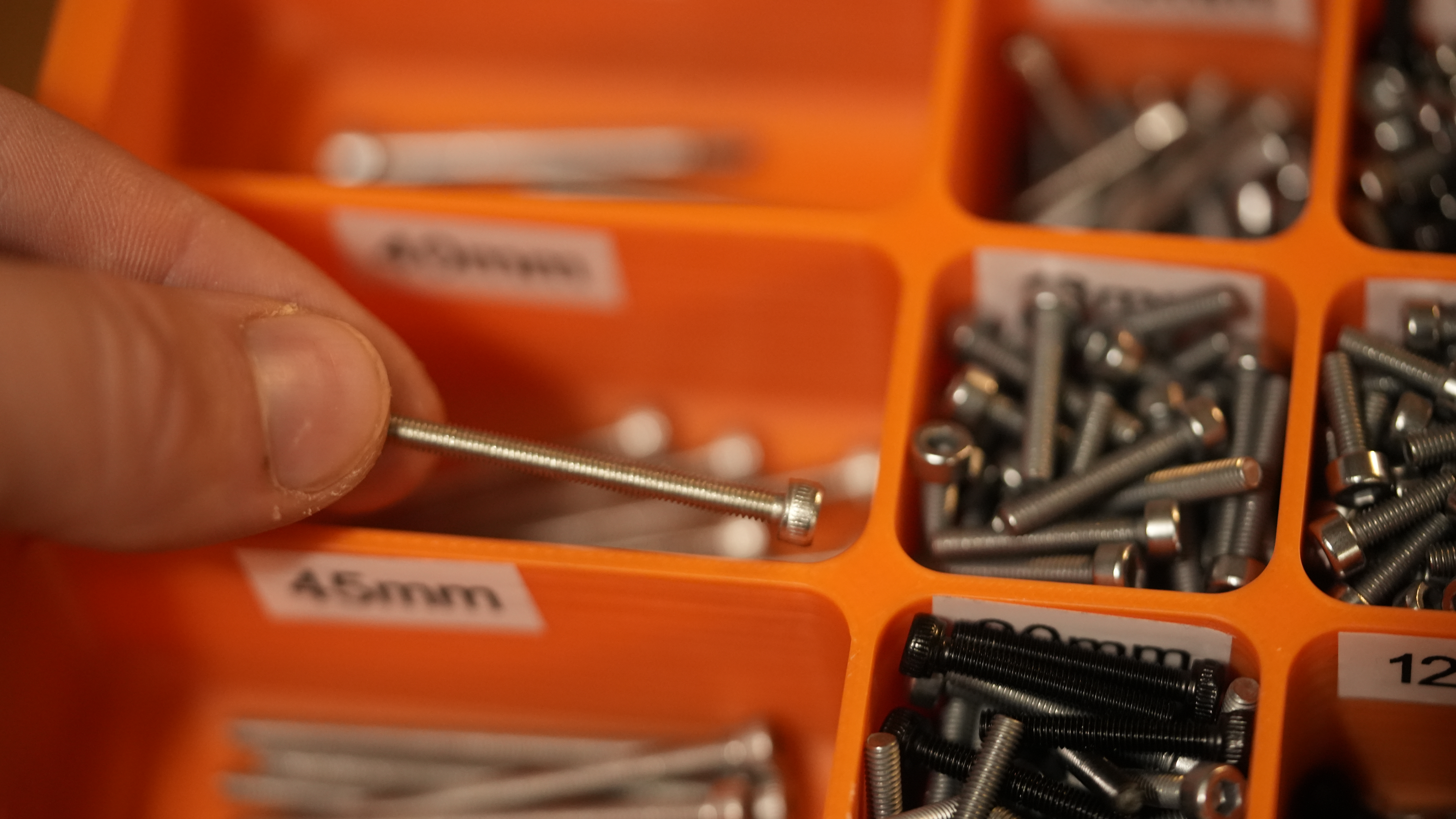 Miniatura 5 do modelo 3D Stackable Screw Organiser