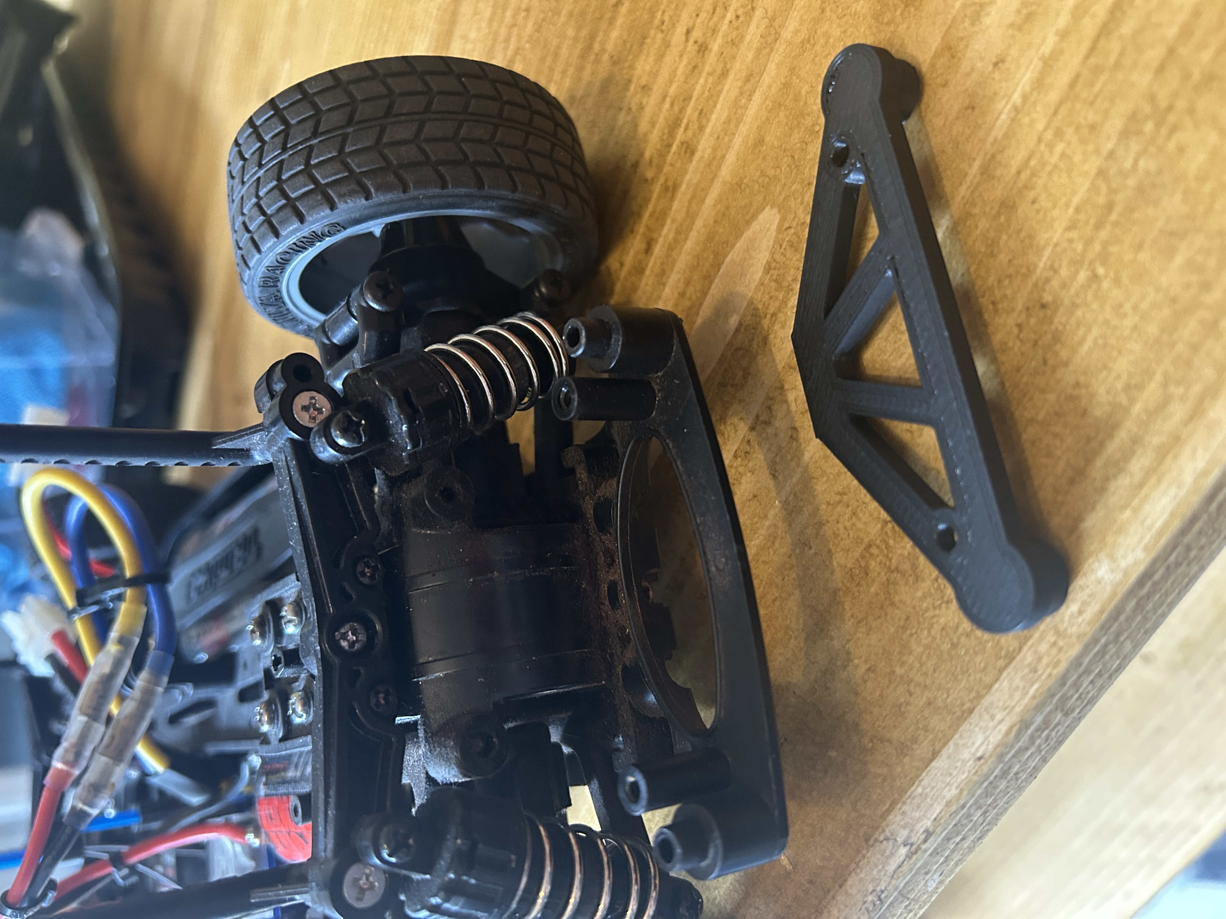 Tamiya TT01 bumper clamp
