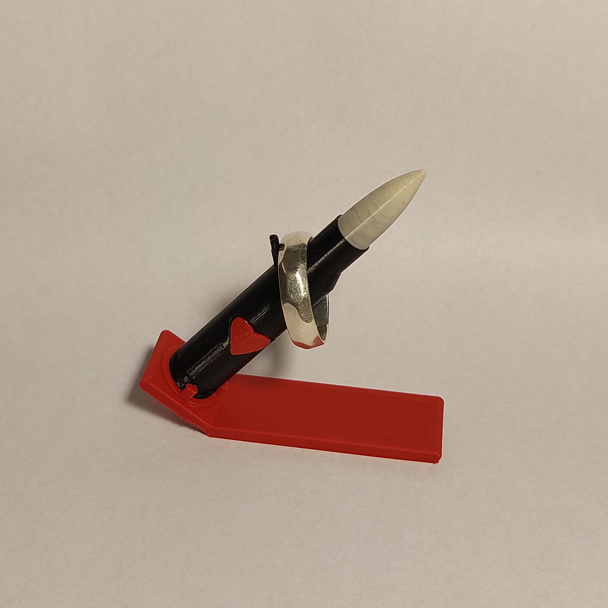 Miniatura 3 do modelo 3D Bullet Ring Holder