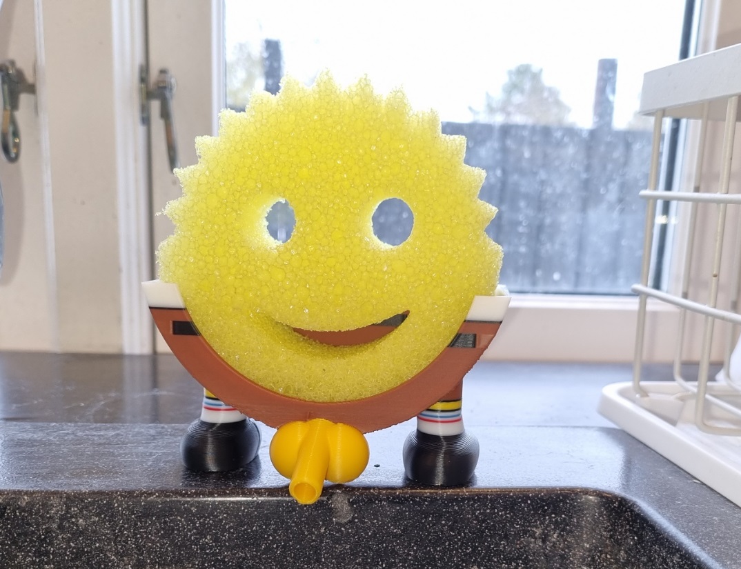 Scrub Daddy v2 with longer drain and BIGGER spheric drain support for lower center of gravity