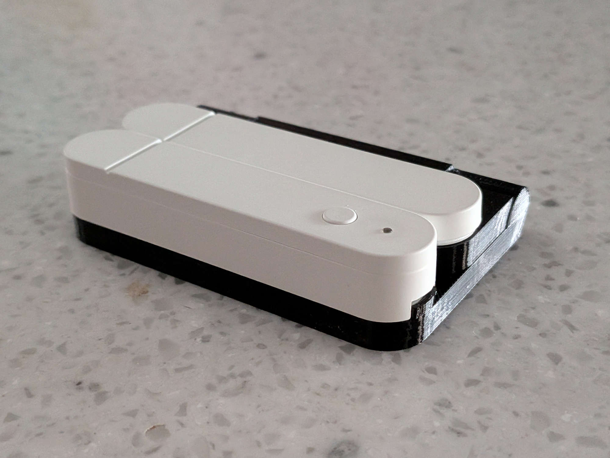 Garage Door Sensor Hinge for Ikea Myggbett - Print In Place — thumbnail 3