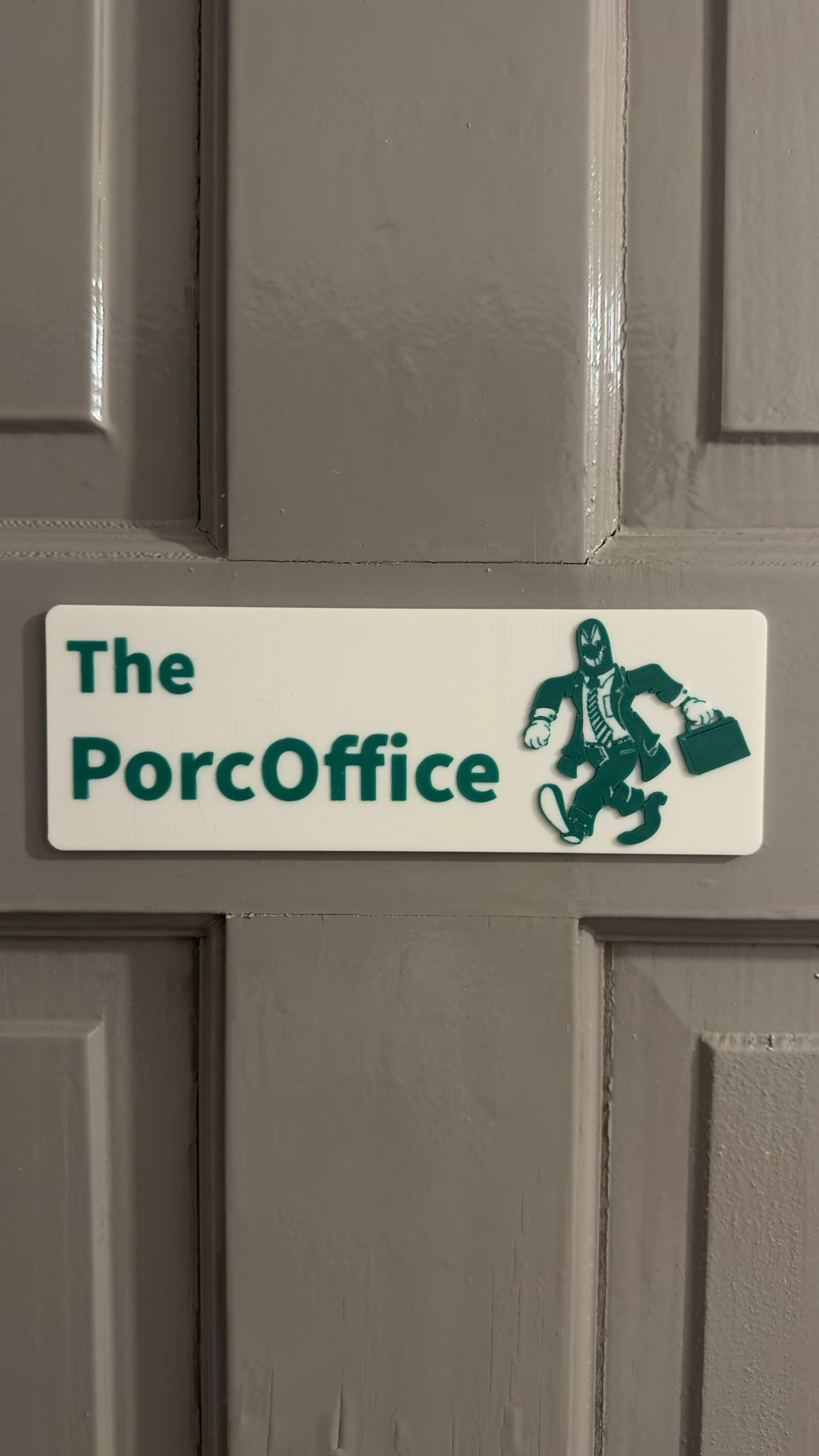 The PorcOffice – Placa de Escritório do Torcedor Palmeirense