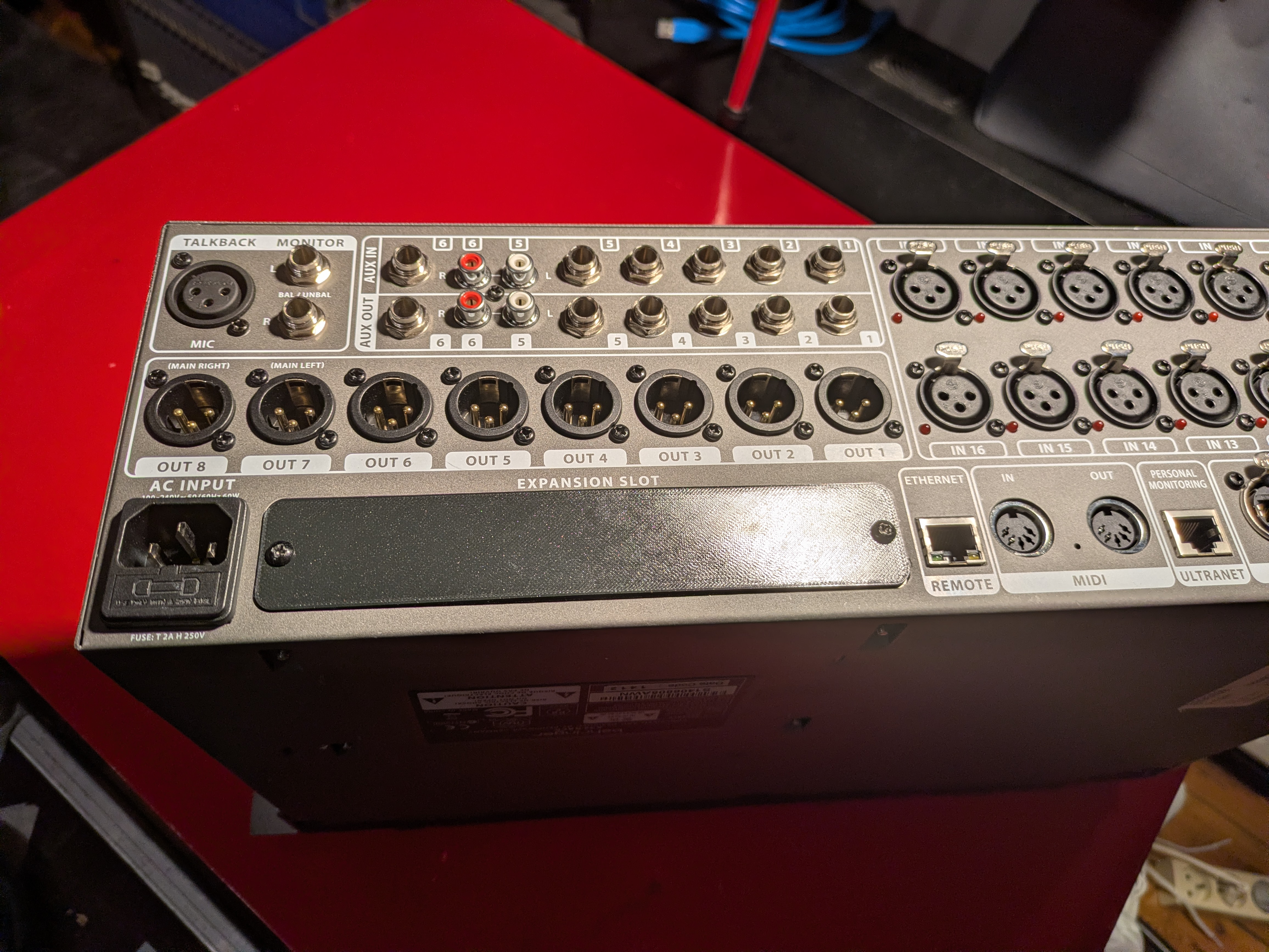Hidding plate for card slot for X32/M32 Digital Mixer