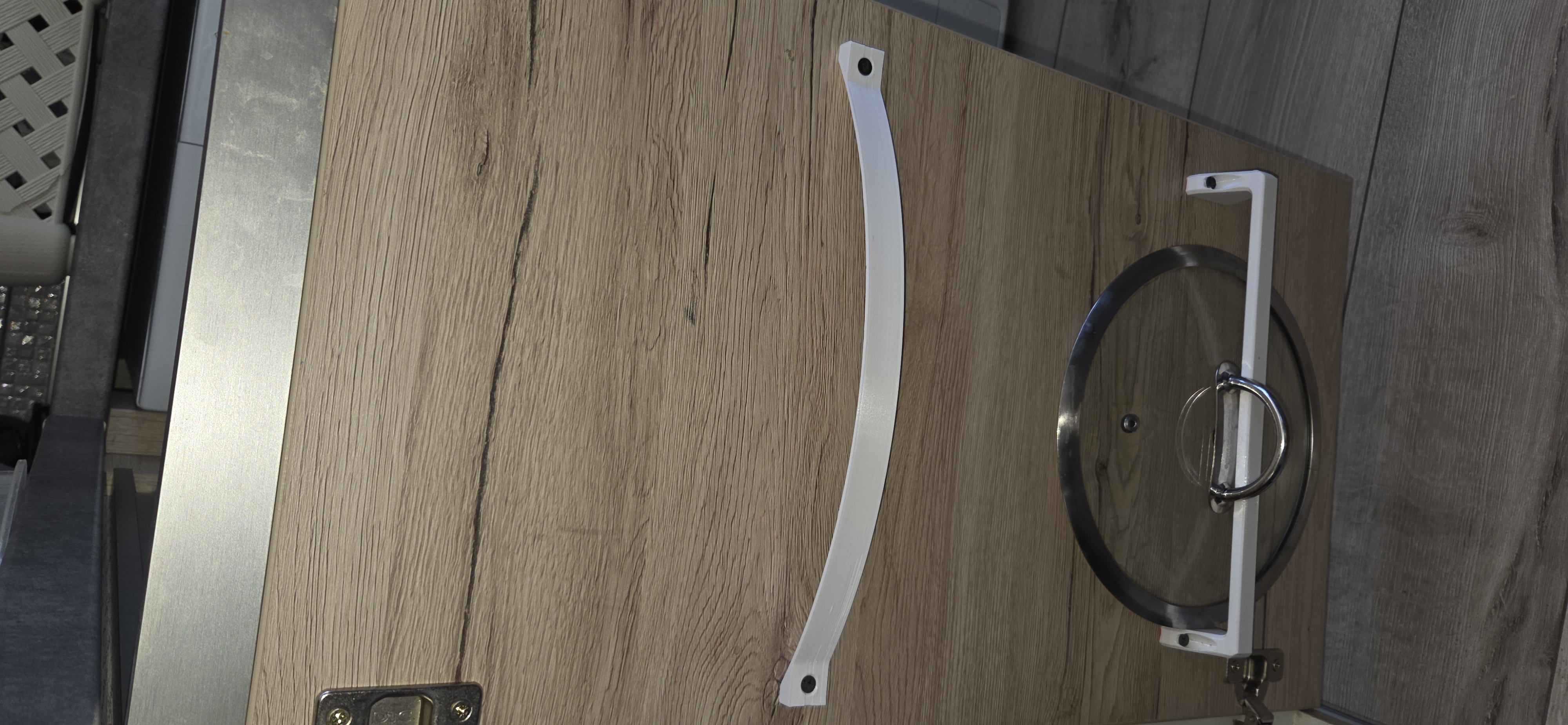 Drziak na poklicku pokrievku 3D model