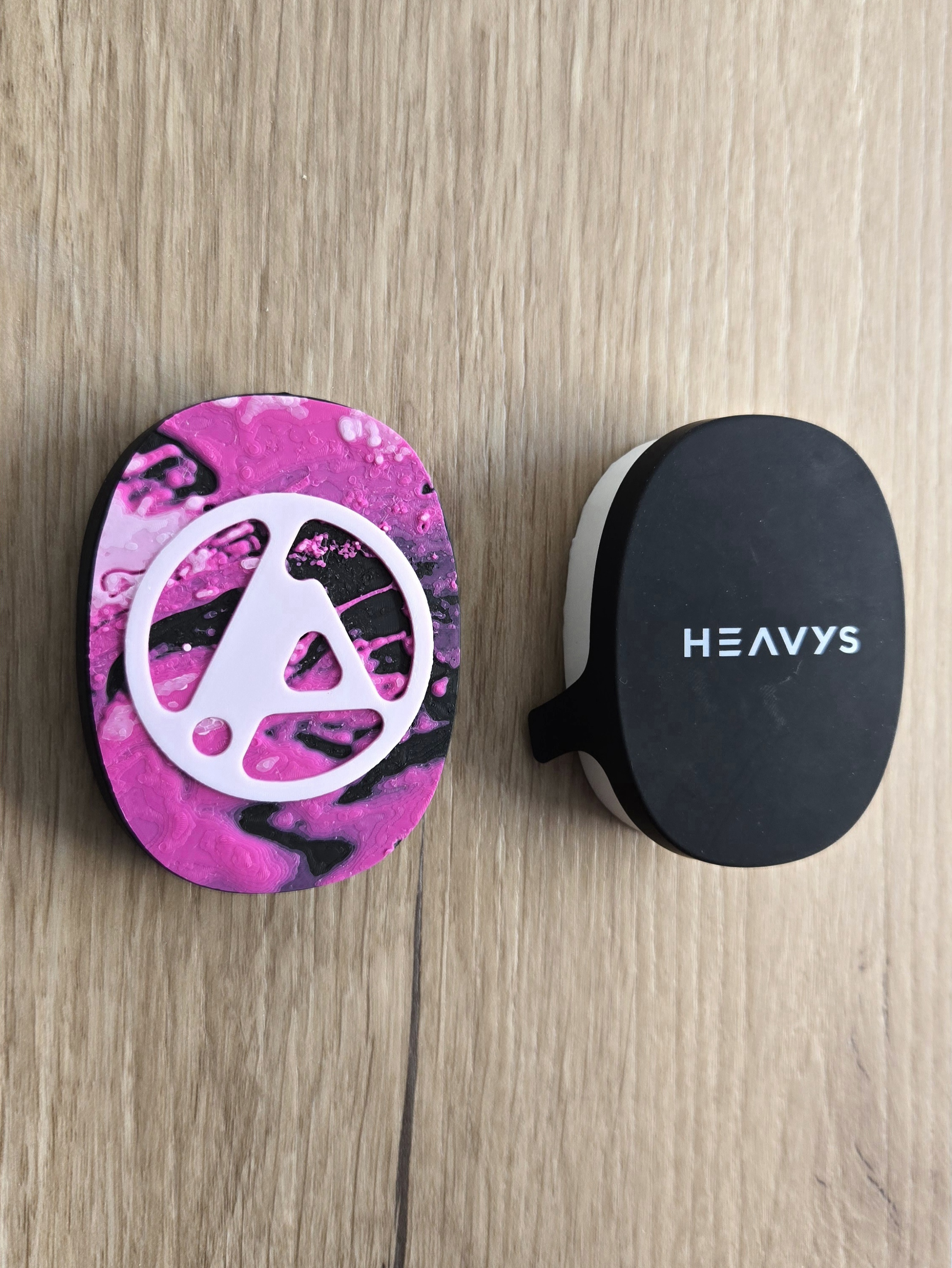 Heavys Headphones H1H Shells Wall Mounting