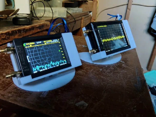 nanoVNA or tinySA alternate base for adjustable stand