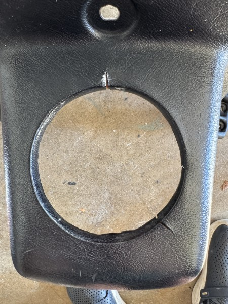 Triumph TR6 gearshift trim ring