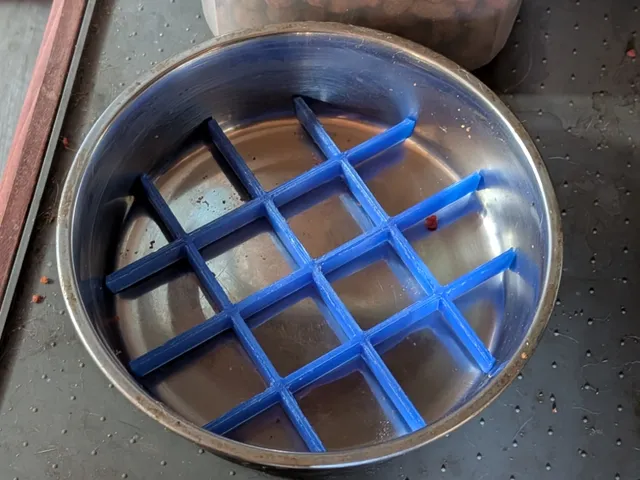 Universal Drop-In Slow-Feed Dog Bowl Grid Insert