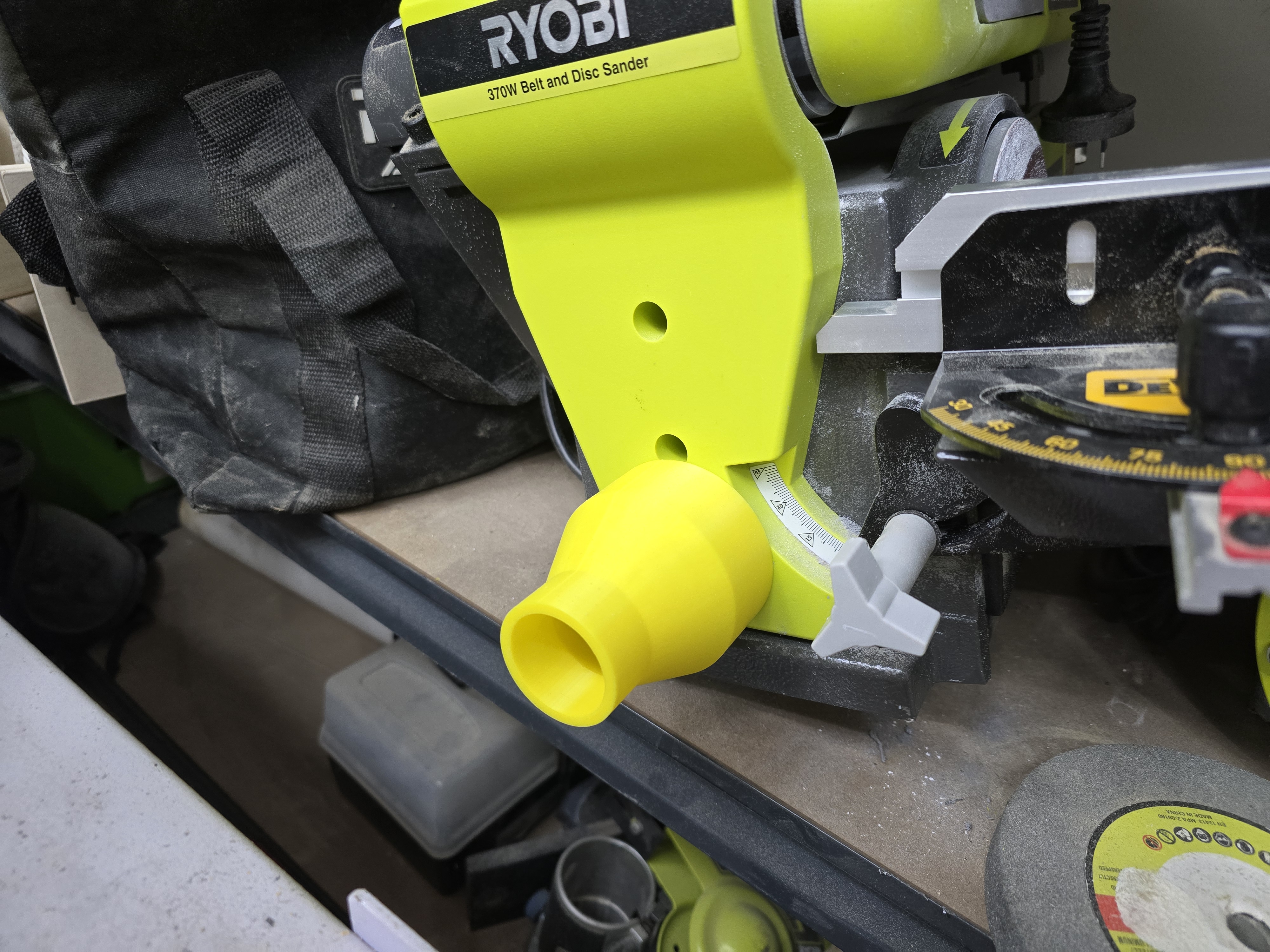 Ryobi 370W Belt and Disc Sander Vacuum Adapter