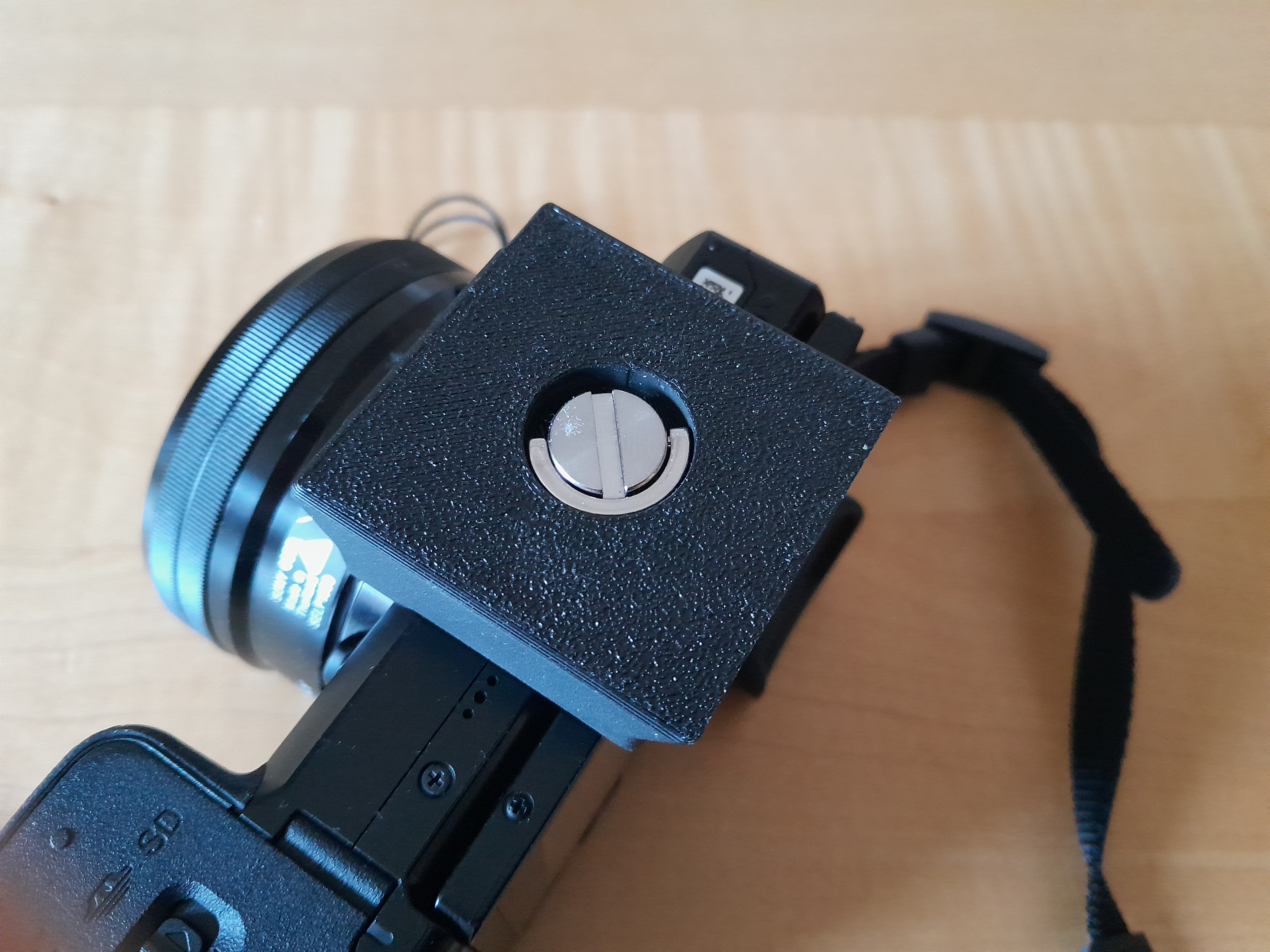 Sony a 6000 Adapter > Cullmann ALPHA 2500