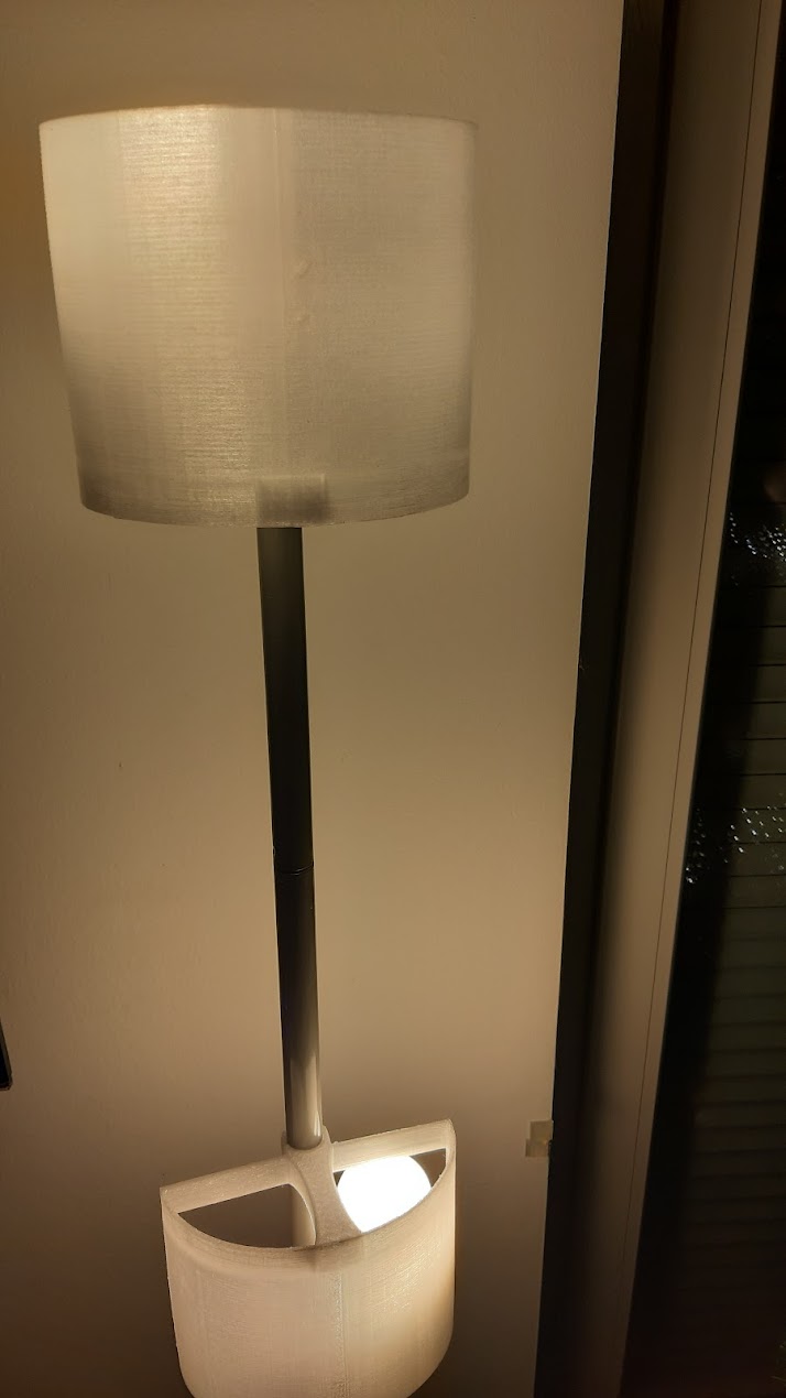 Lamp shade for 22mm wide vertical bar