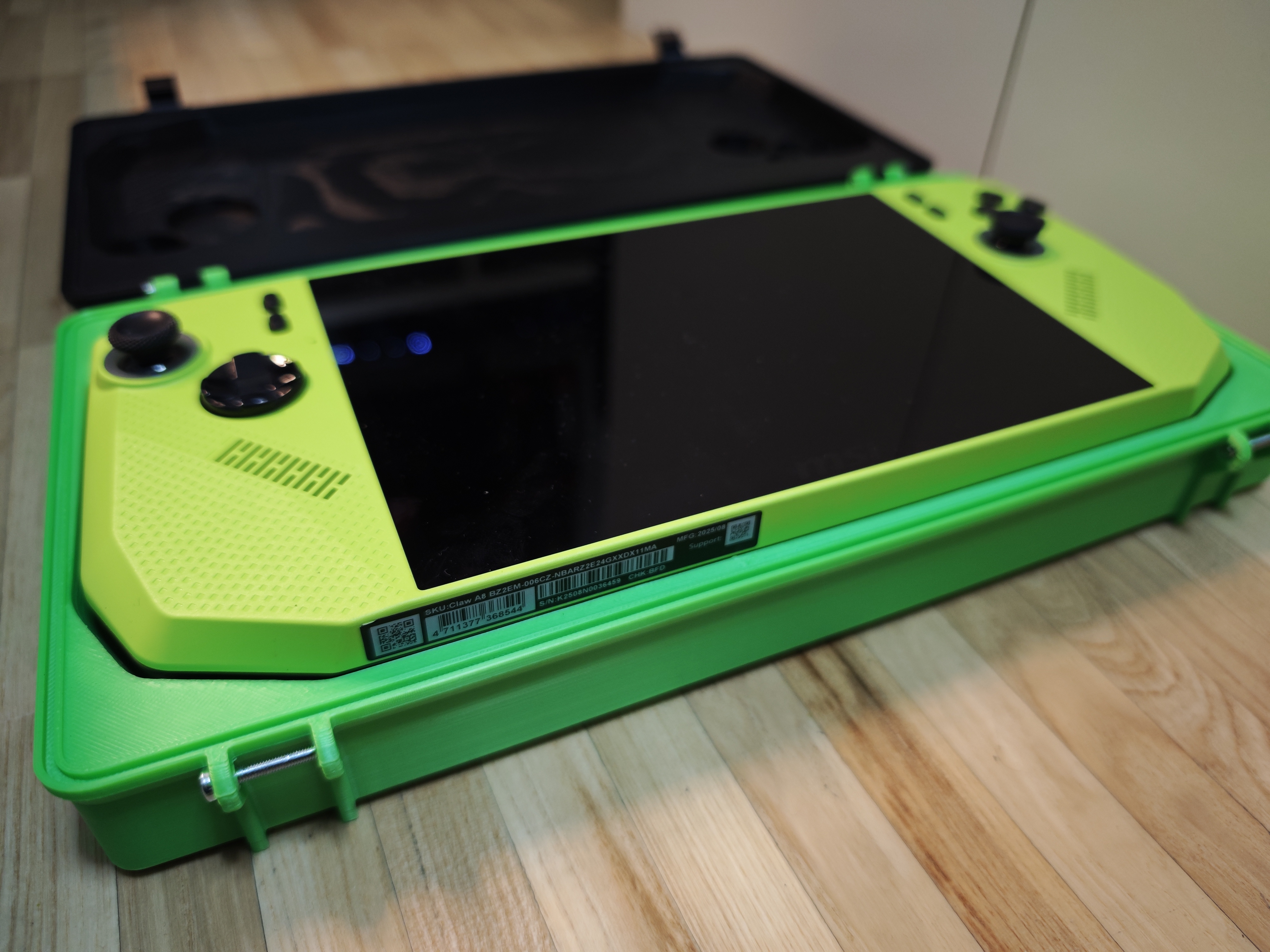 MSI Claw A8 Hardcase/Travelbox